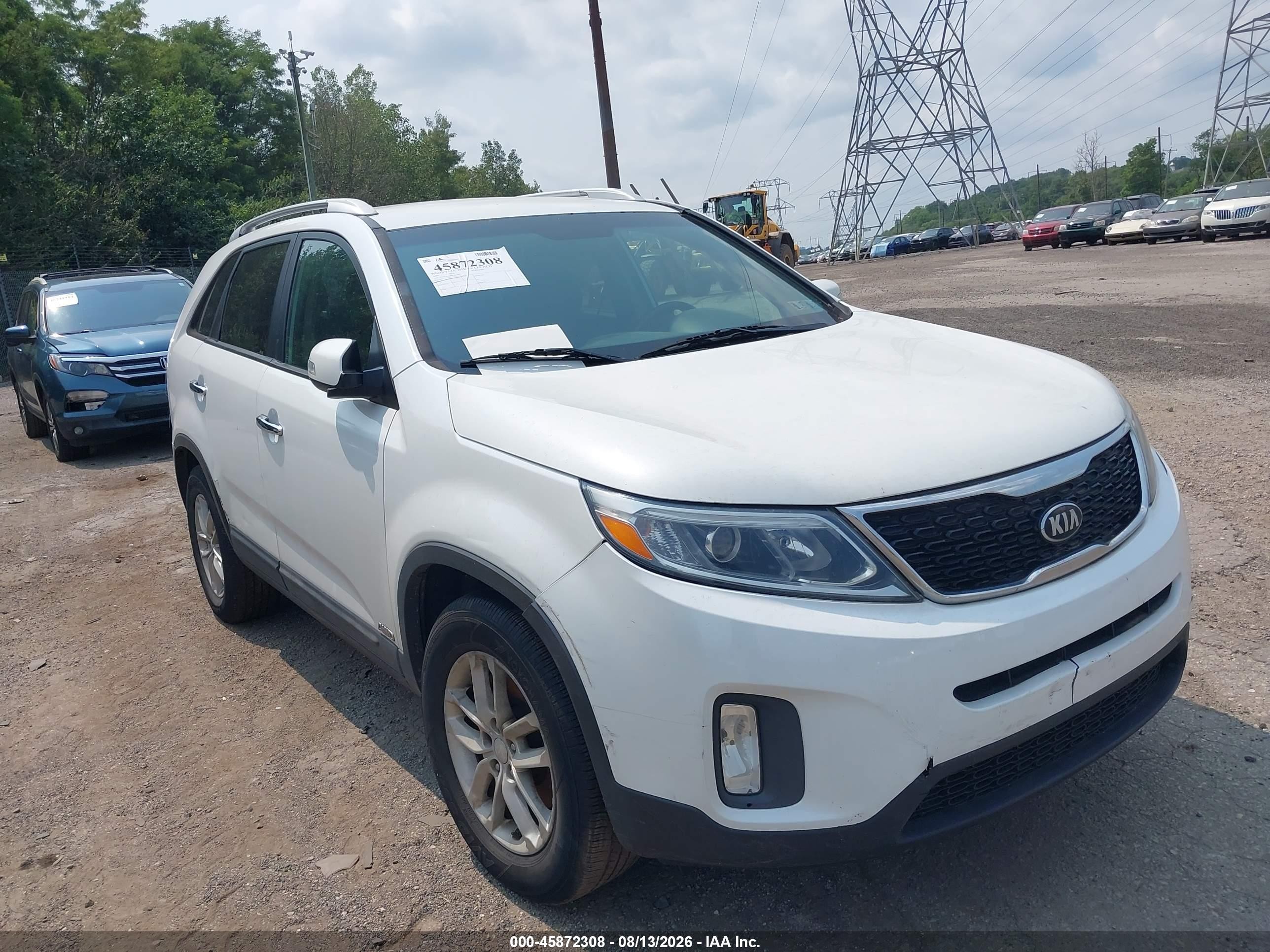 2014 Kia Sorento Lx White vin: 5XYKTDA68EG463080