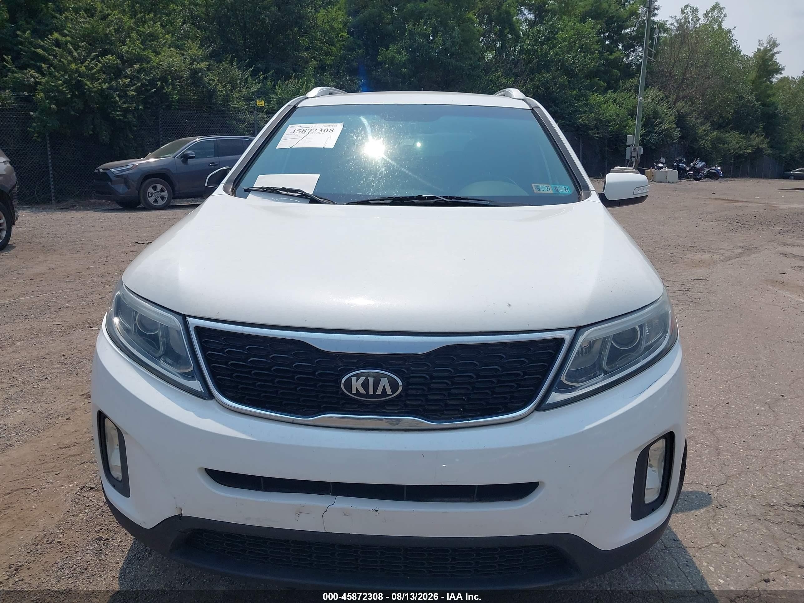 2014 Kia Sorento Lx White vin: 5XYKTDA68EG463080
