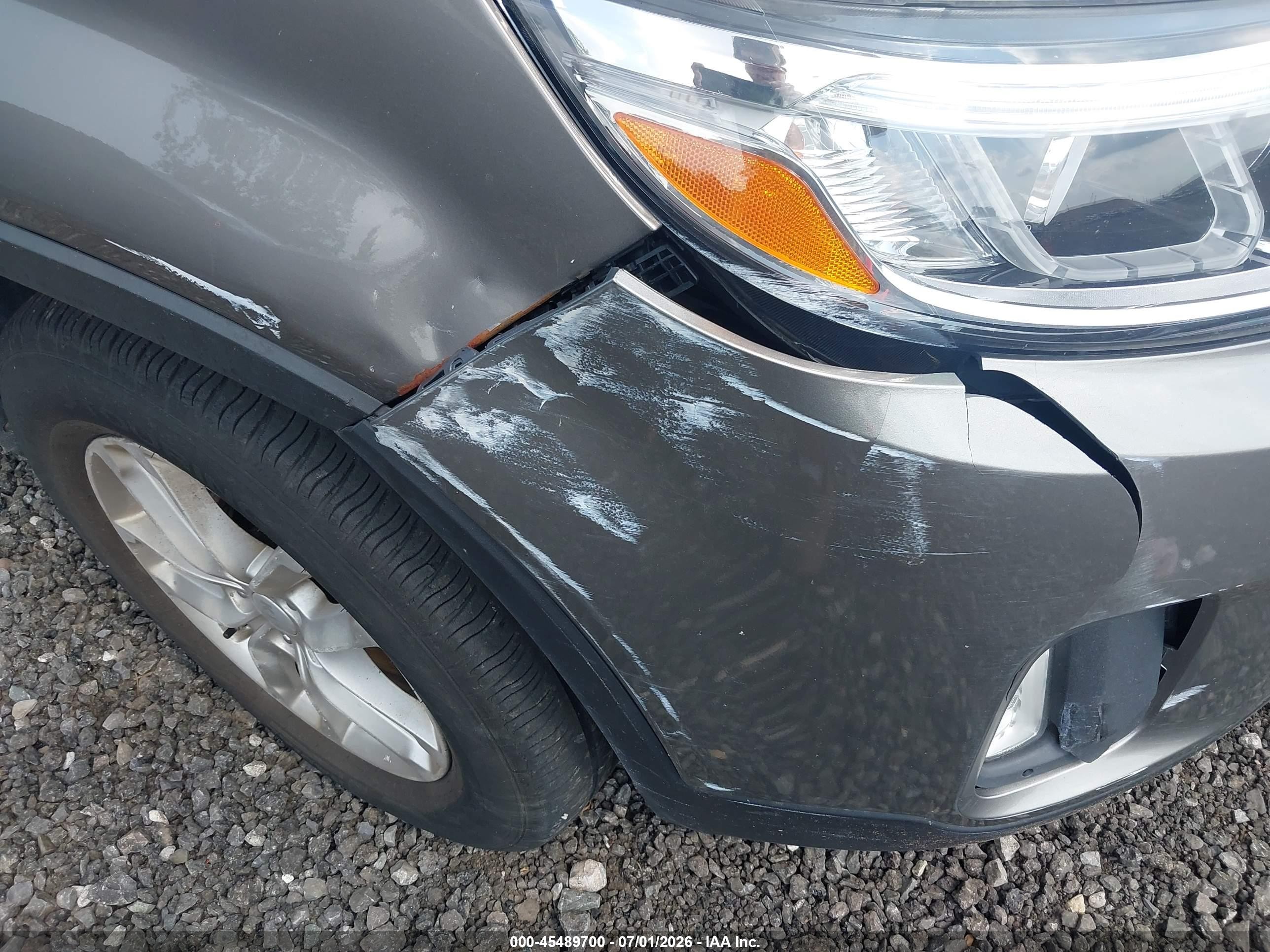 2015 Kia Sorento Lx Серый vin: 5XYKTDA68FG583043
