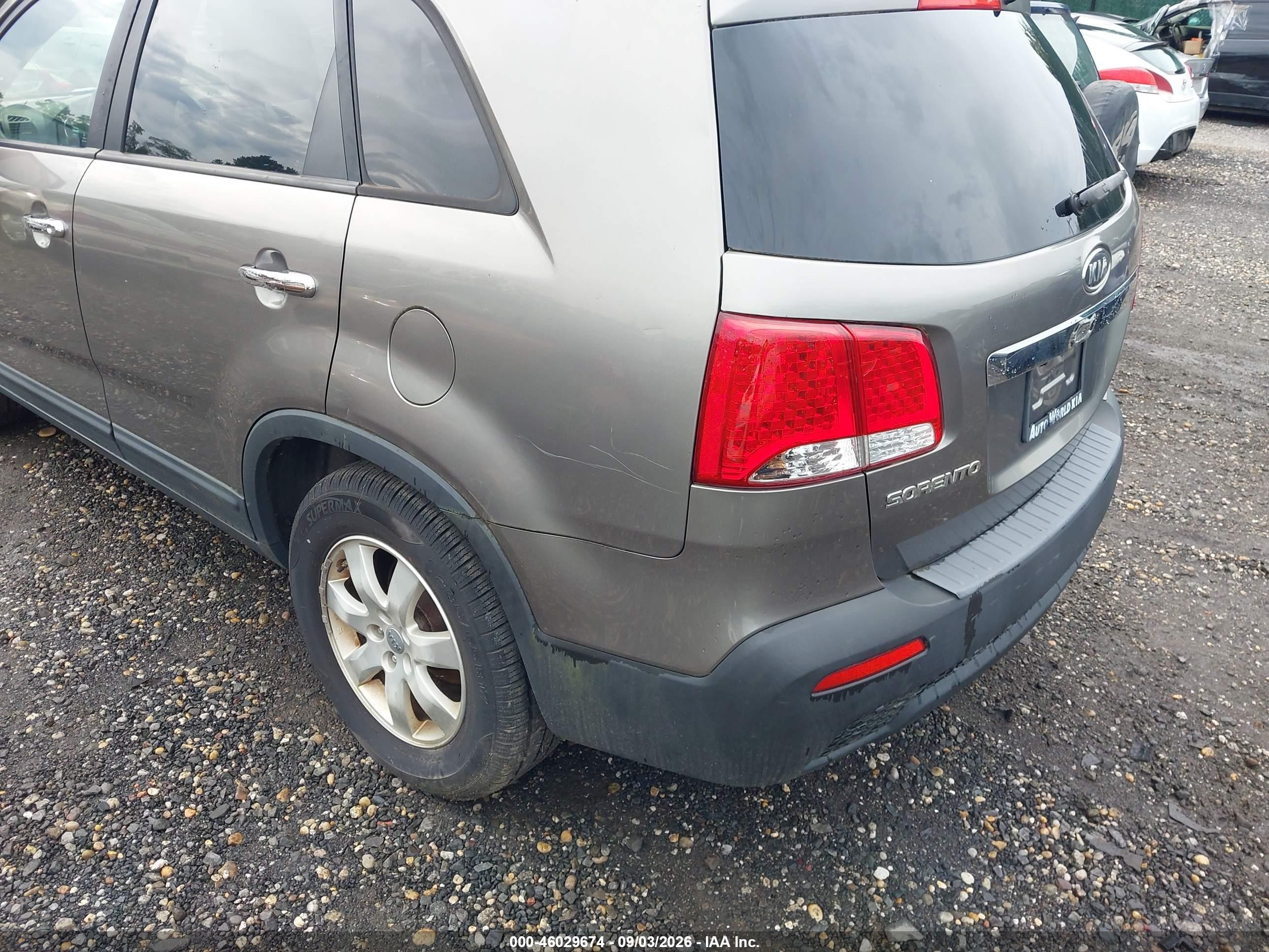 2013 Kia Sorento Lx Gray vin: 5XYKTDA69DG324719