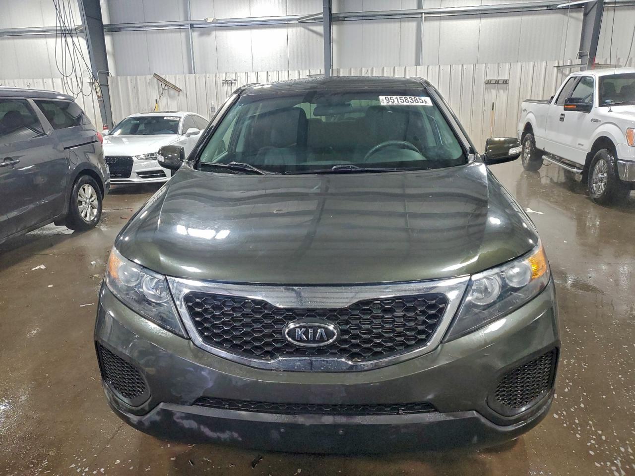 2013 Kia Sorento Lx Green vin: 5XYKTDA69DG332111