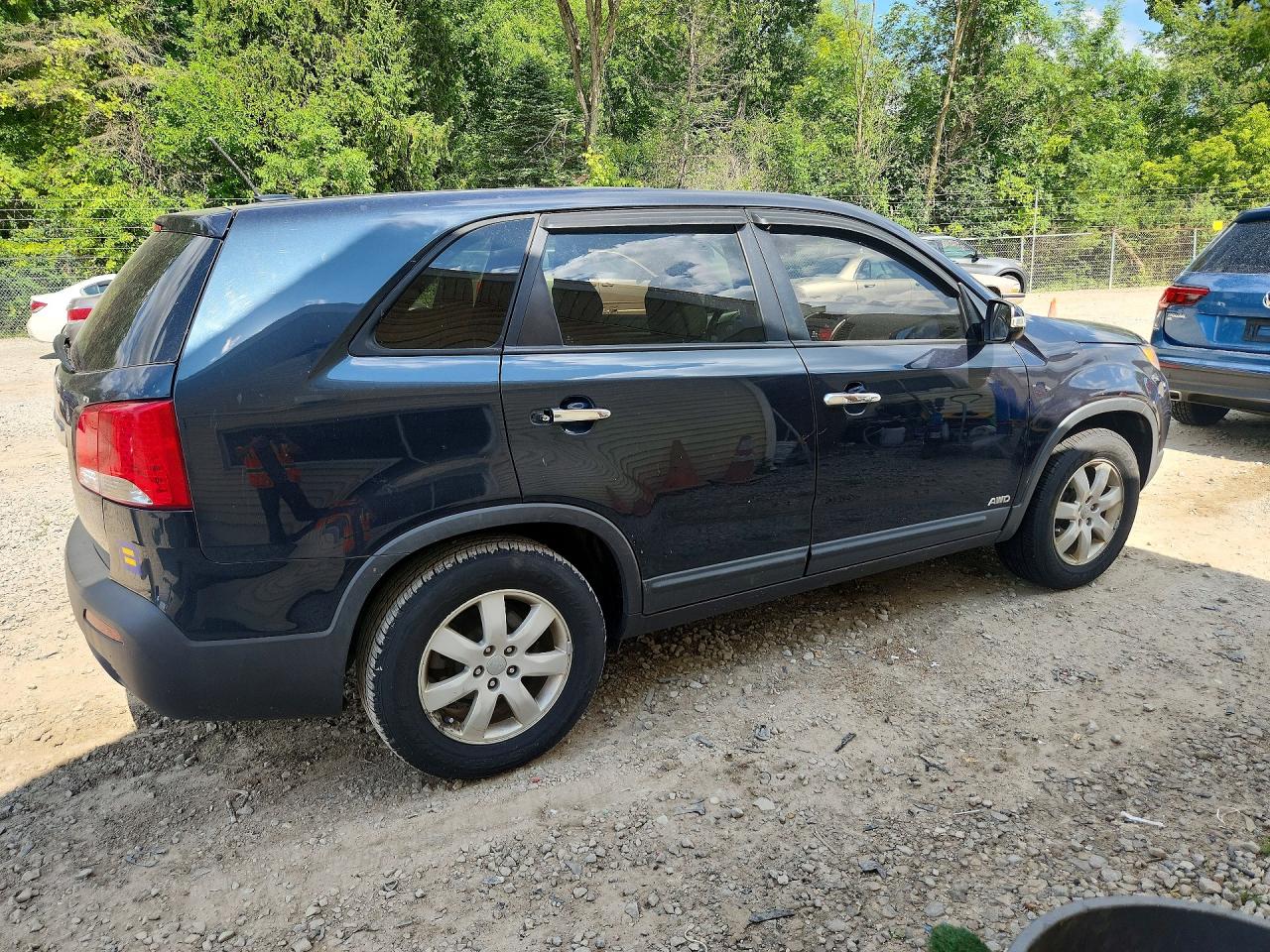 2013 Kia Sorento Lx Бирюзовый vin: 5XYKTDA69DG402254