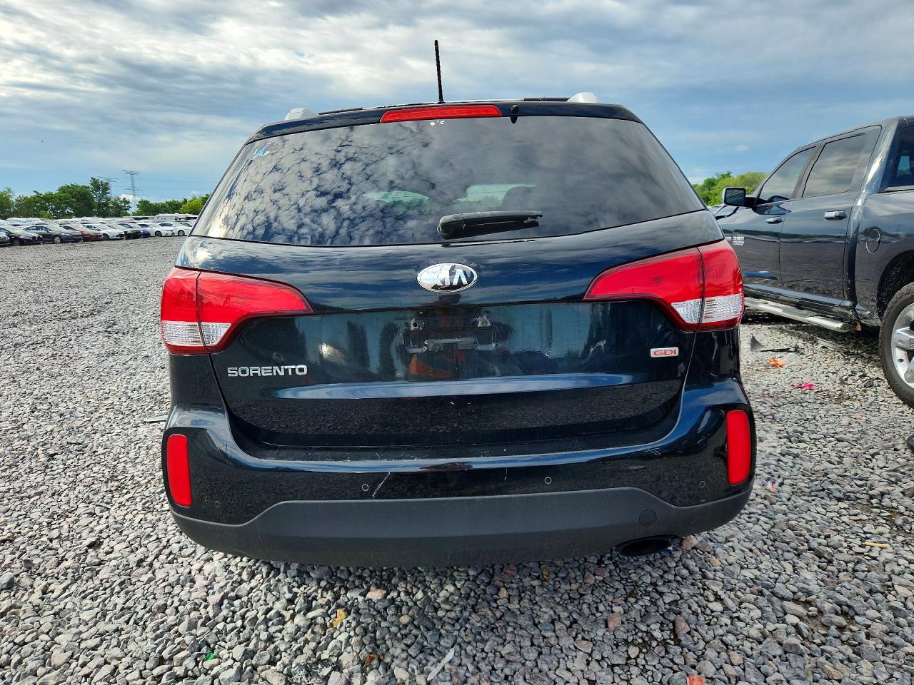 2015 Kia Sorento Lx Black vin: 5XYKTDA69FG582936