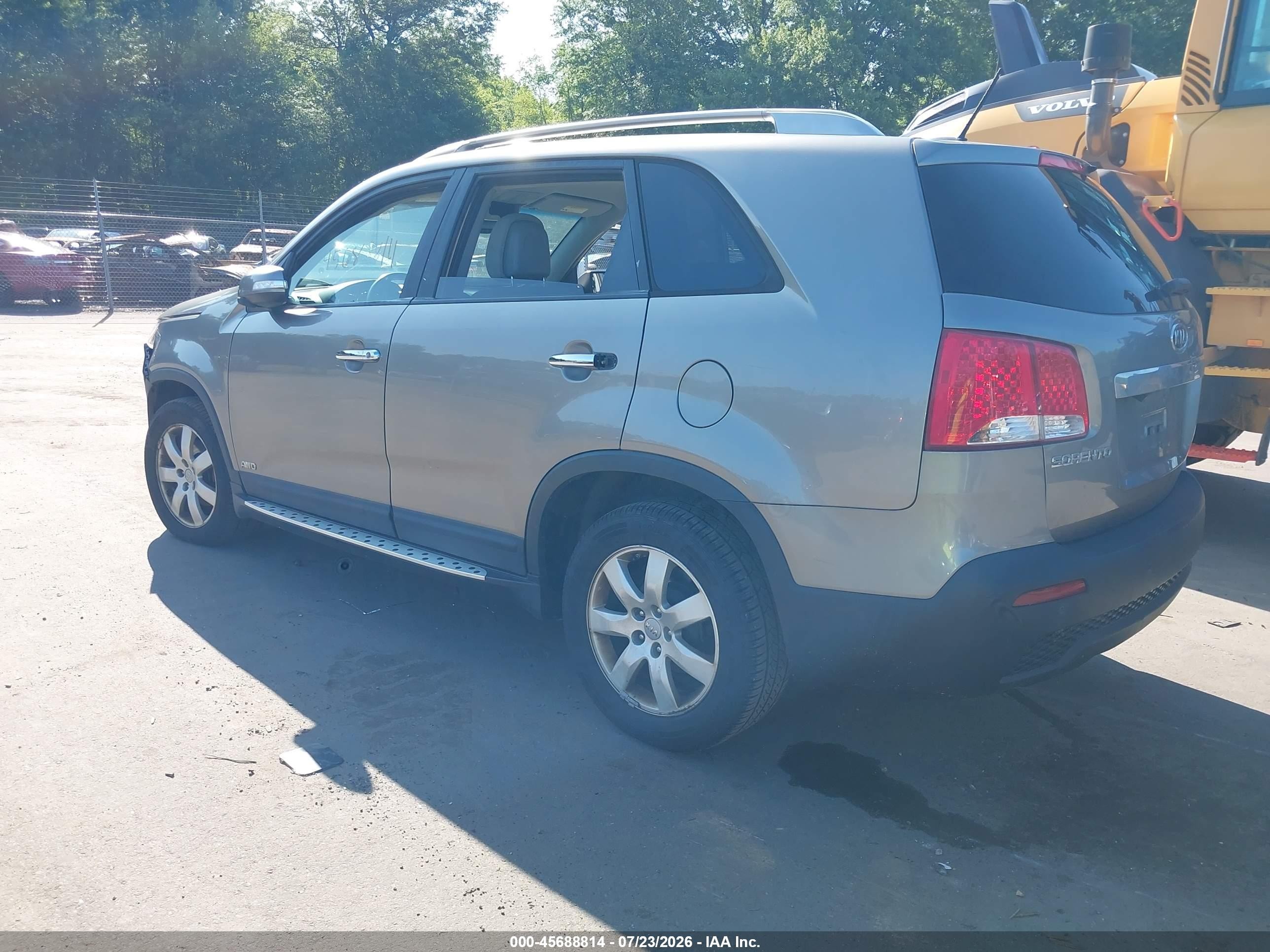 2012 Kia Sorento Lx Gray vin: 5XYKTDA6XCG269163