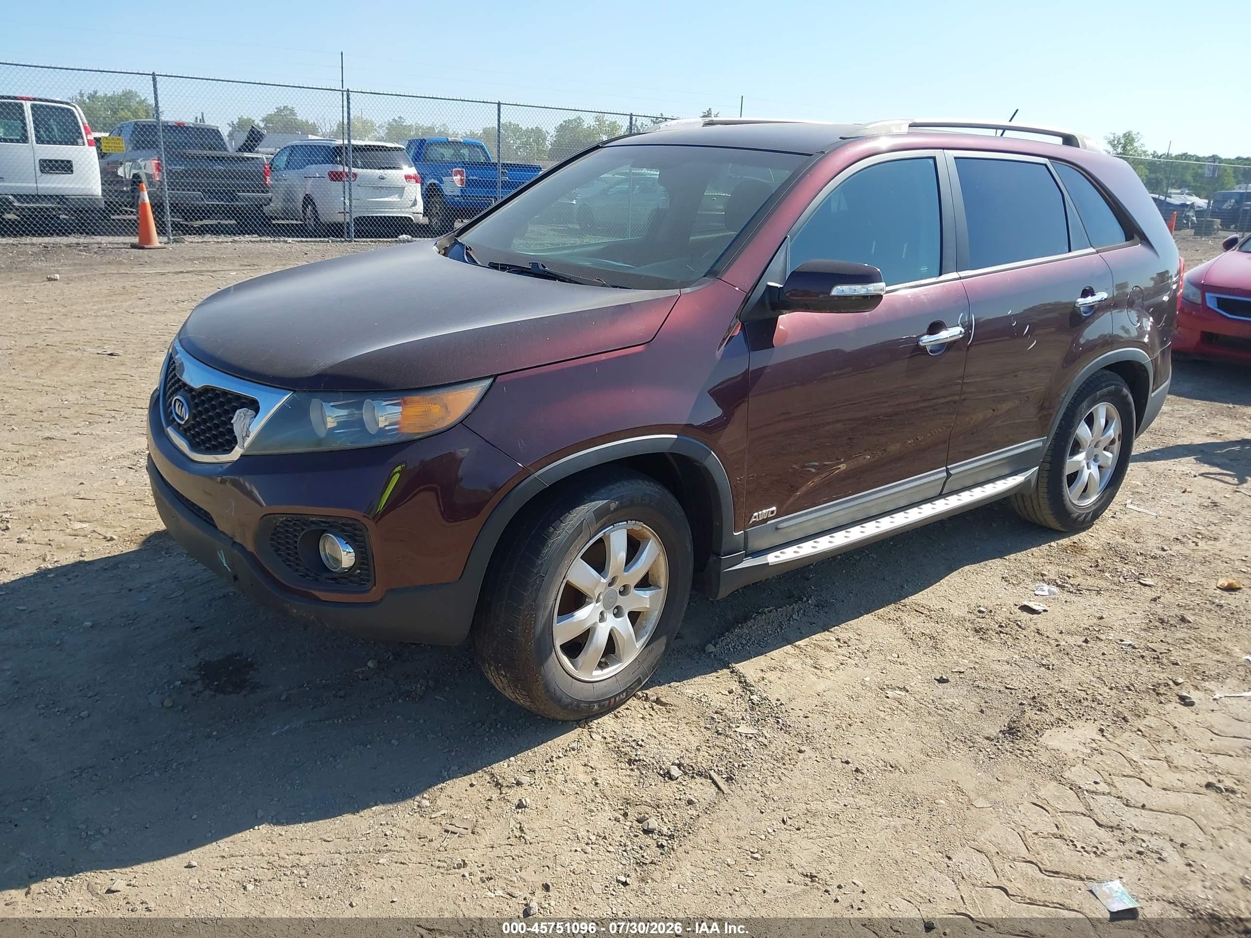 2012 Kia Sorento Lx Maroon vin: 5XYKTDA6XCG278686