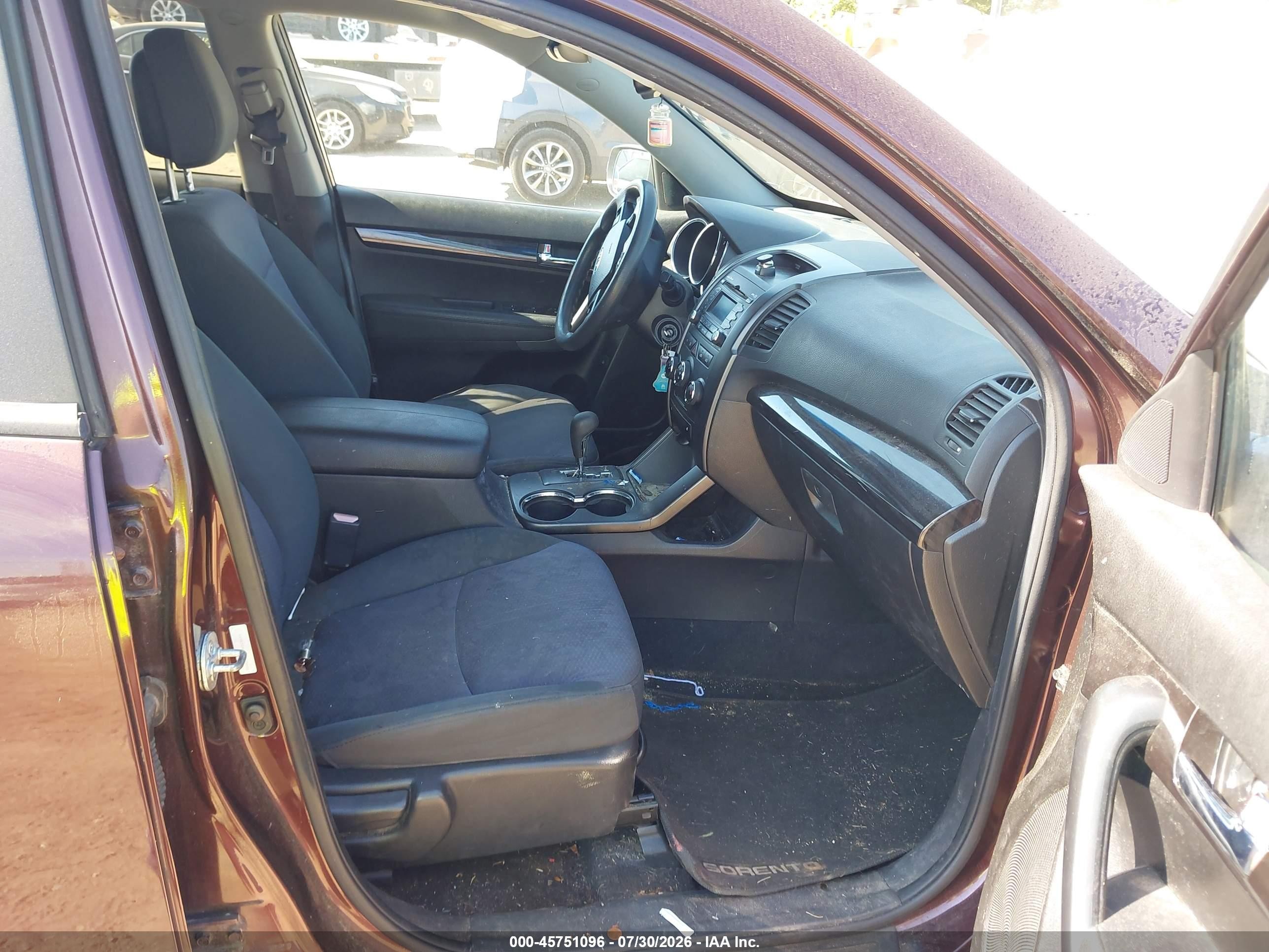 2012 Kia Sorento Lx Maroon vin: 5XYKTDA6XCG278686