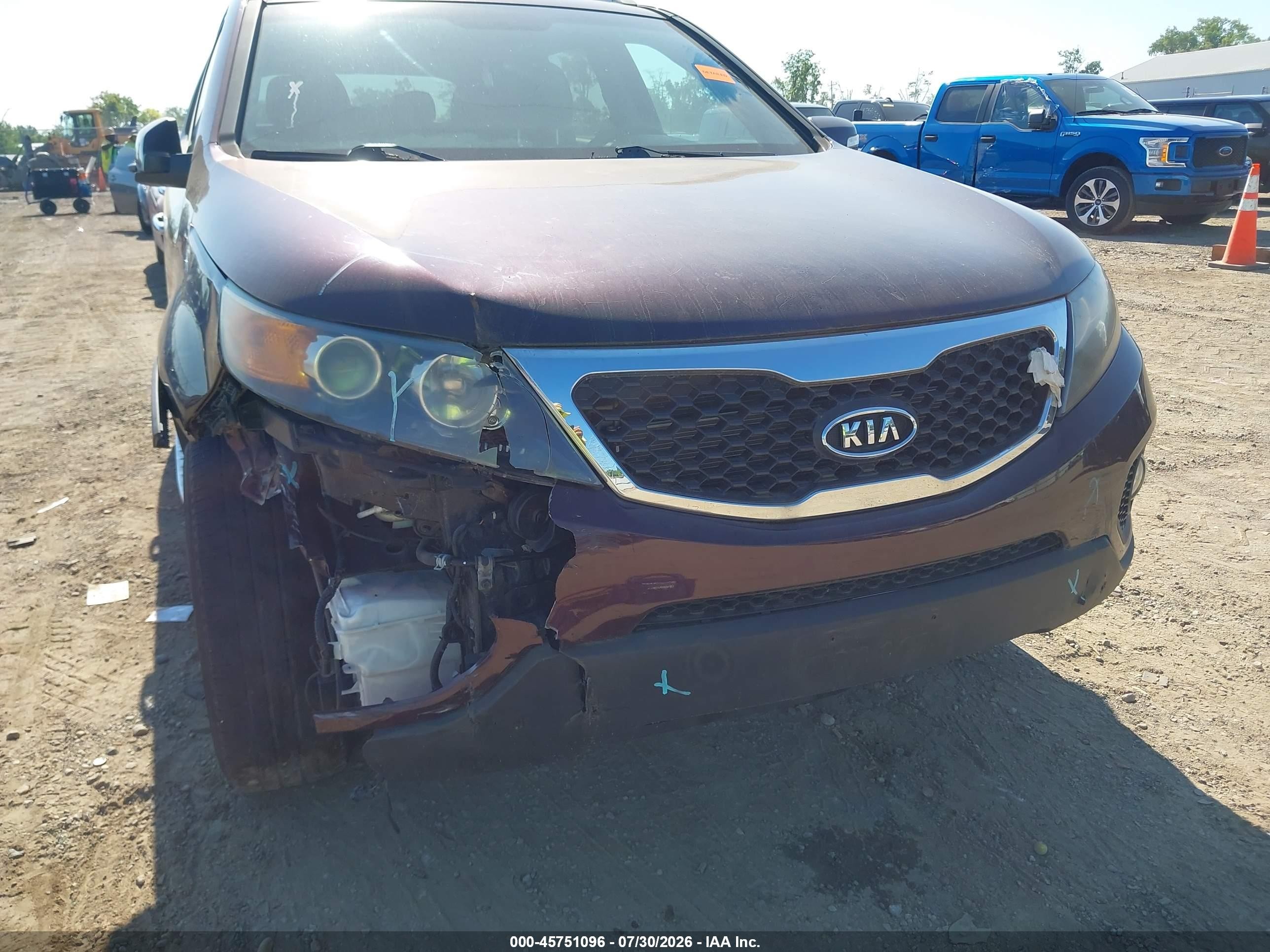 2012 Kia Sorento Lx Maroon vin: 5XYKTDA6XCG278686