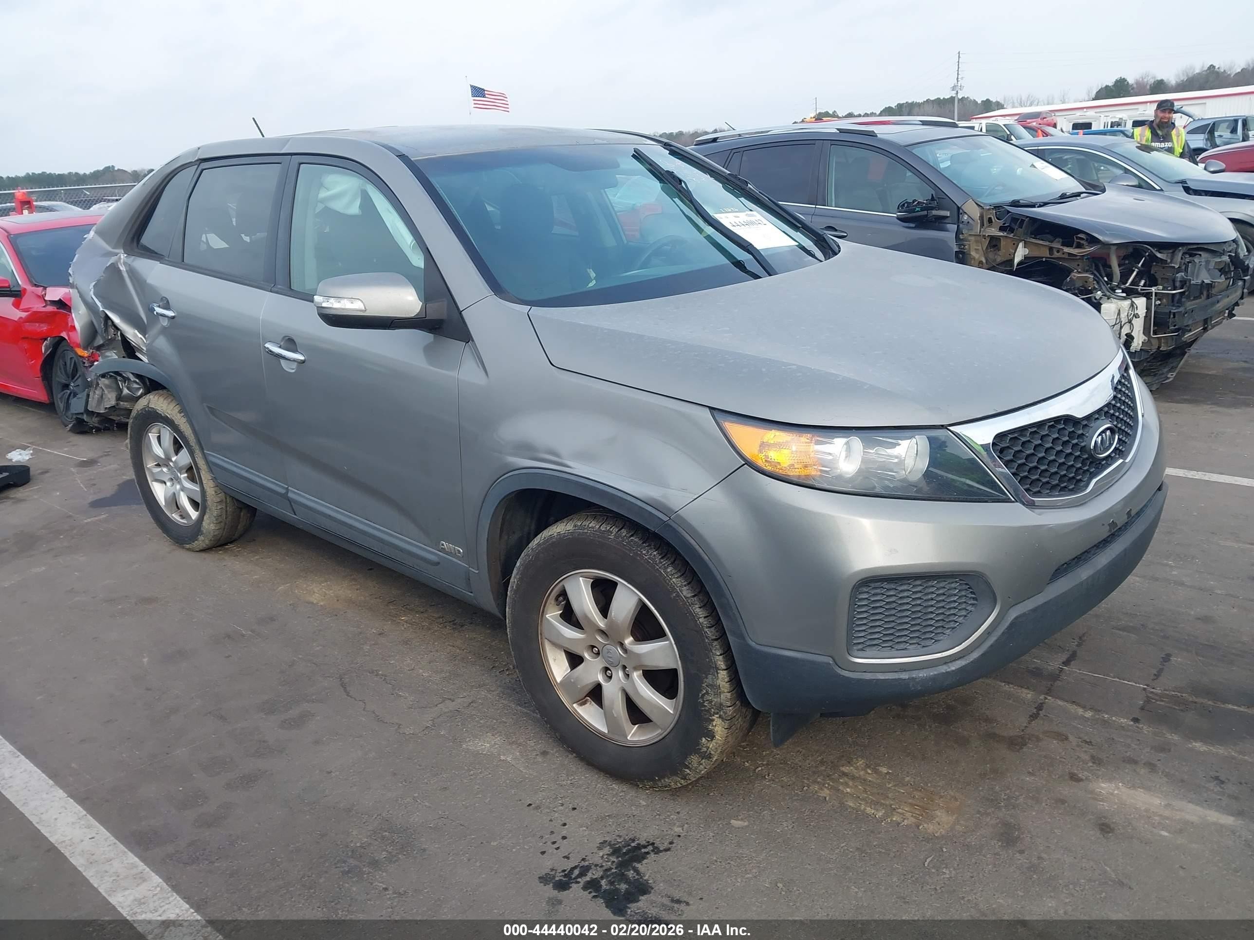 2013 Kia Sorento Lx Gray vin: 5XYKTDA6XDG407852