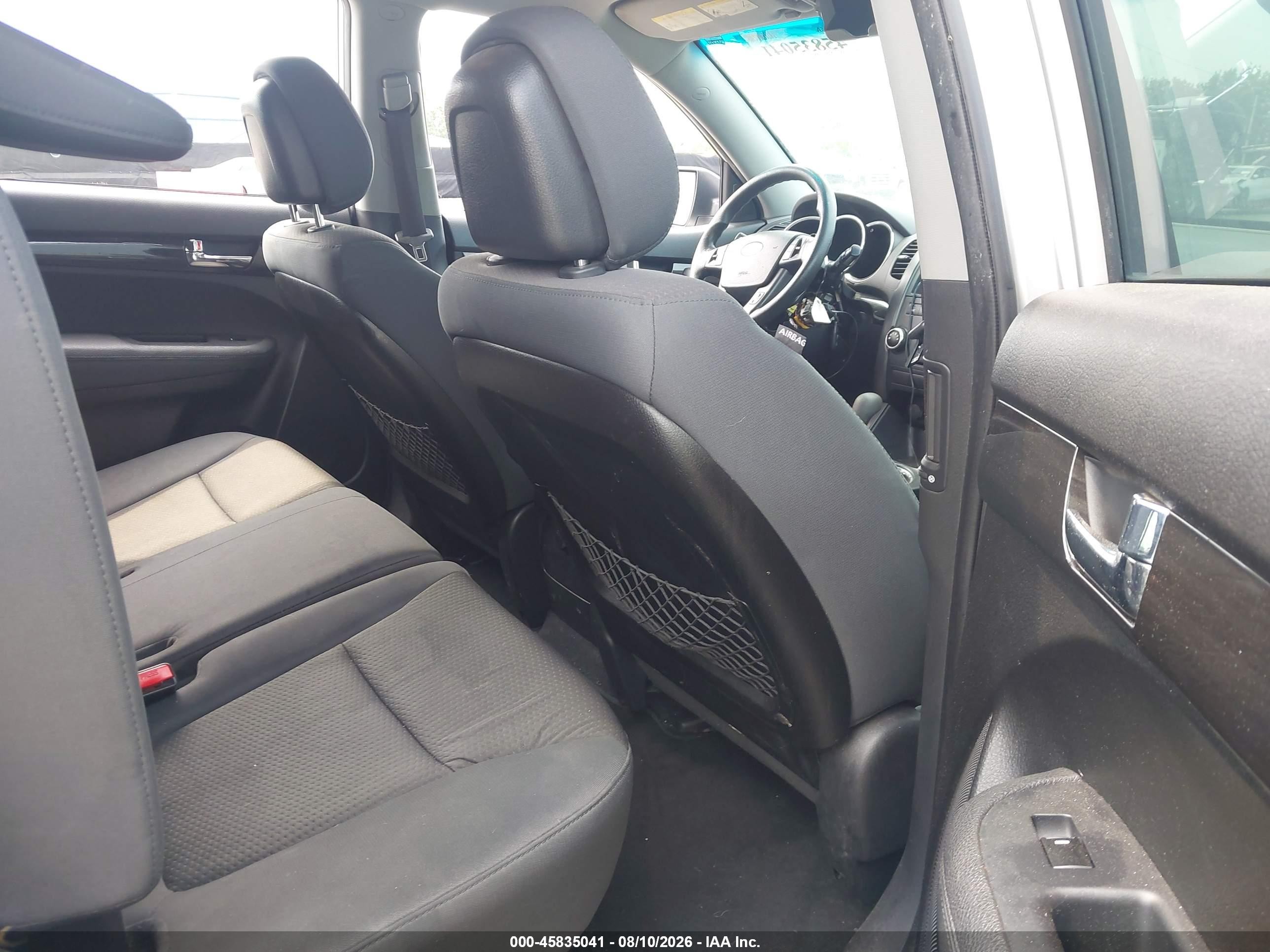 2013 Kia Sorento Lx Silver vin: 5XYKTDA6XDG414316