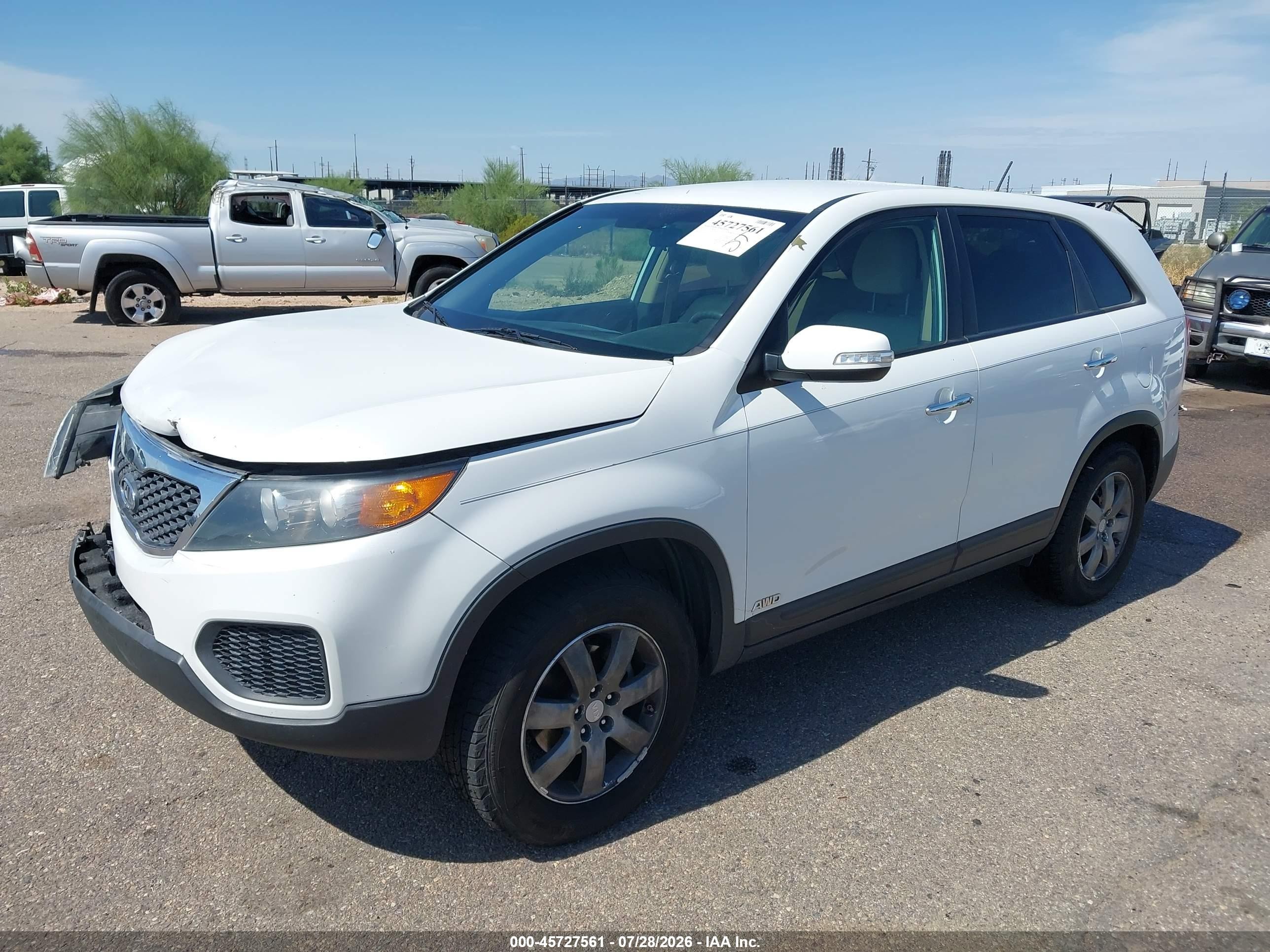2013 Kia Sorento Lx White vin: 5XYKTDA6XDG423307