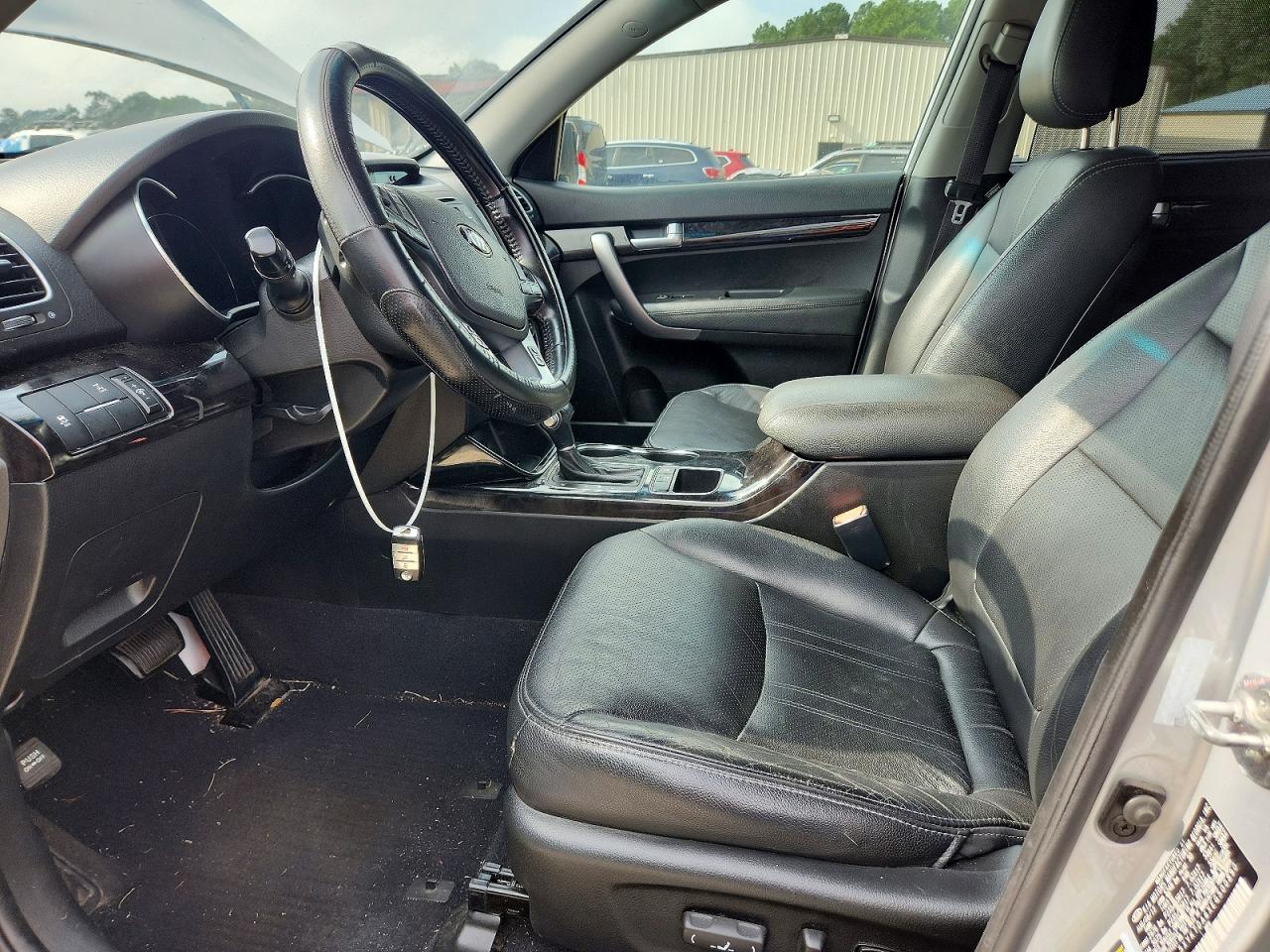 2014 Kia Sorento Lx Silver vin: 5XYKTDA6XEG500890