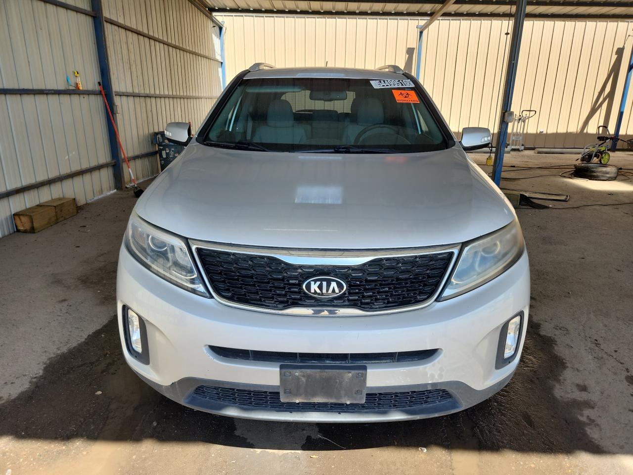2014 Kia Sorento Lx Silver vin: 5XYKTDA71EG475001 Damage: Front Bumper, Heavy Scratch, 1/2 To 1 Inch