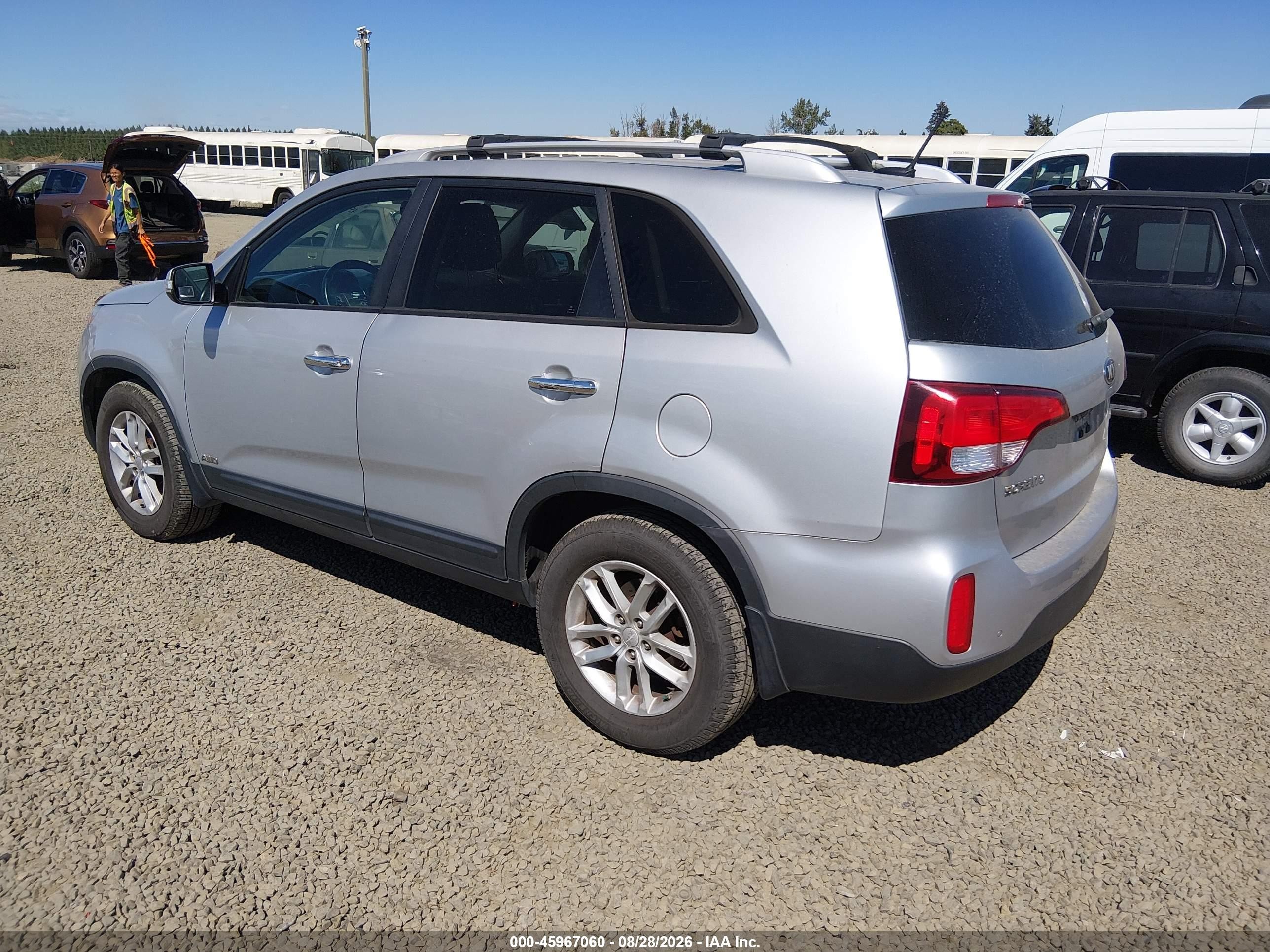 2014 Kia Sorento Lx V6 Silver vin: 5XYKTDA71EG539912