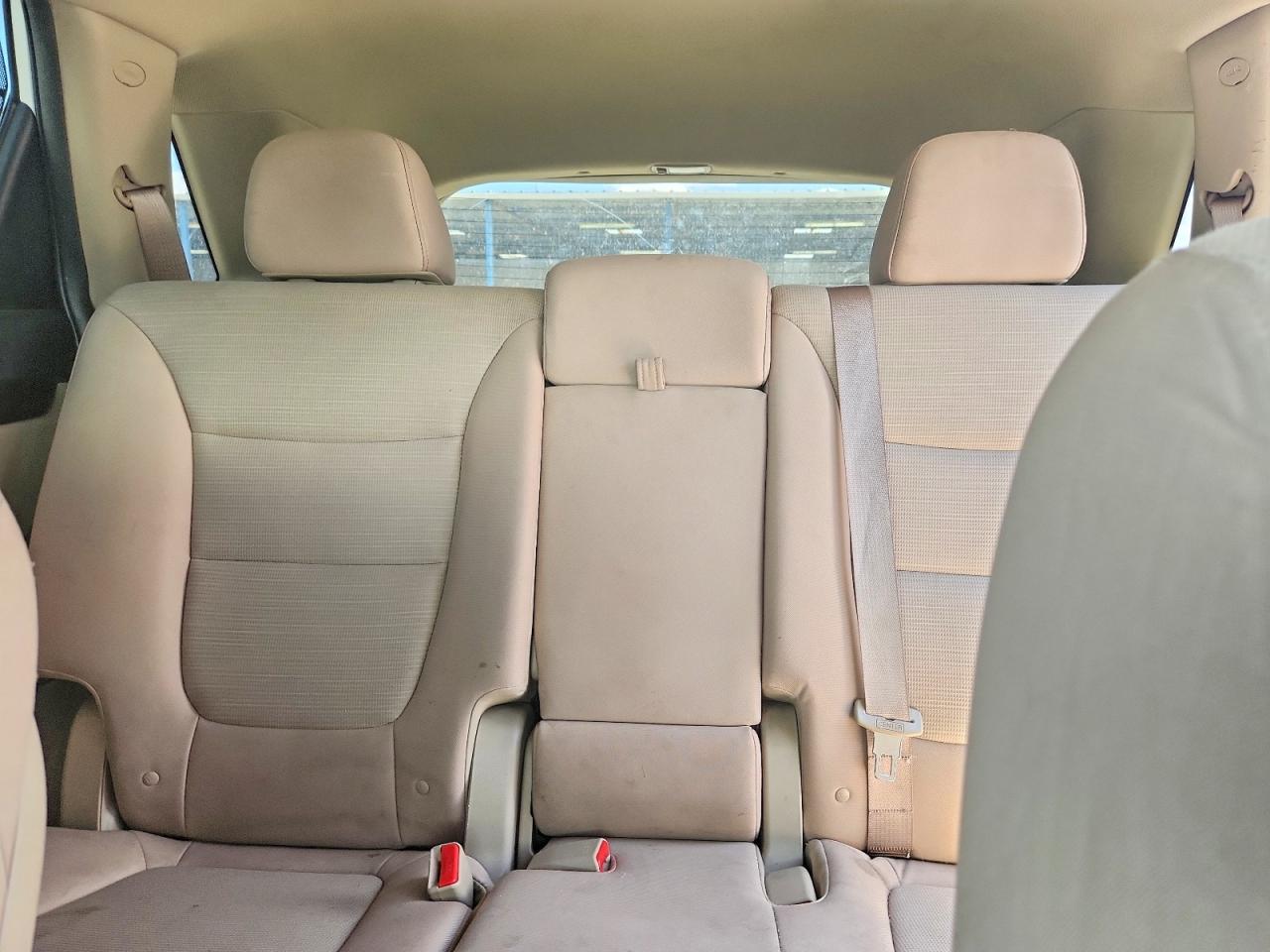 2014 Kia Sorento Lx White vin: 5XYKTDA72EG482457
