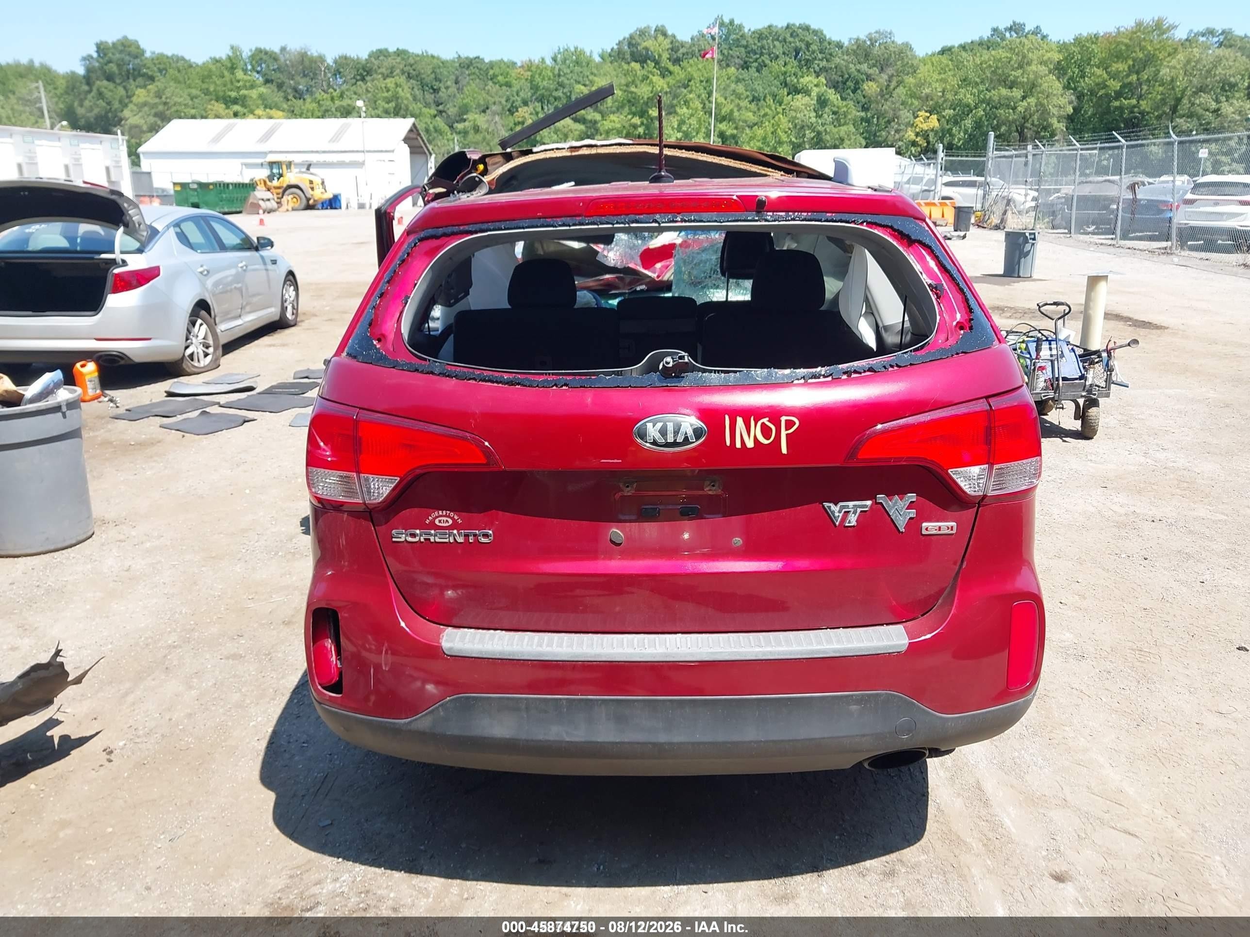 2015 Kia Sorento Lx V6 Red vin: 5XYKTDA72FG582334