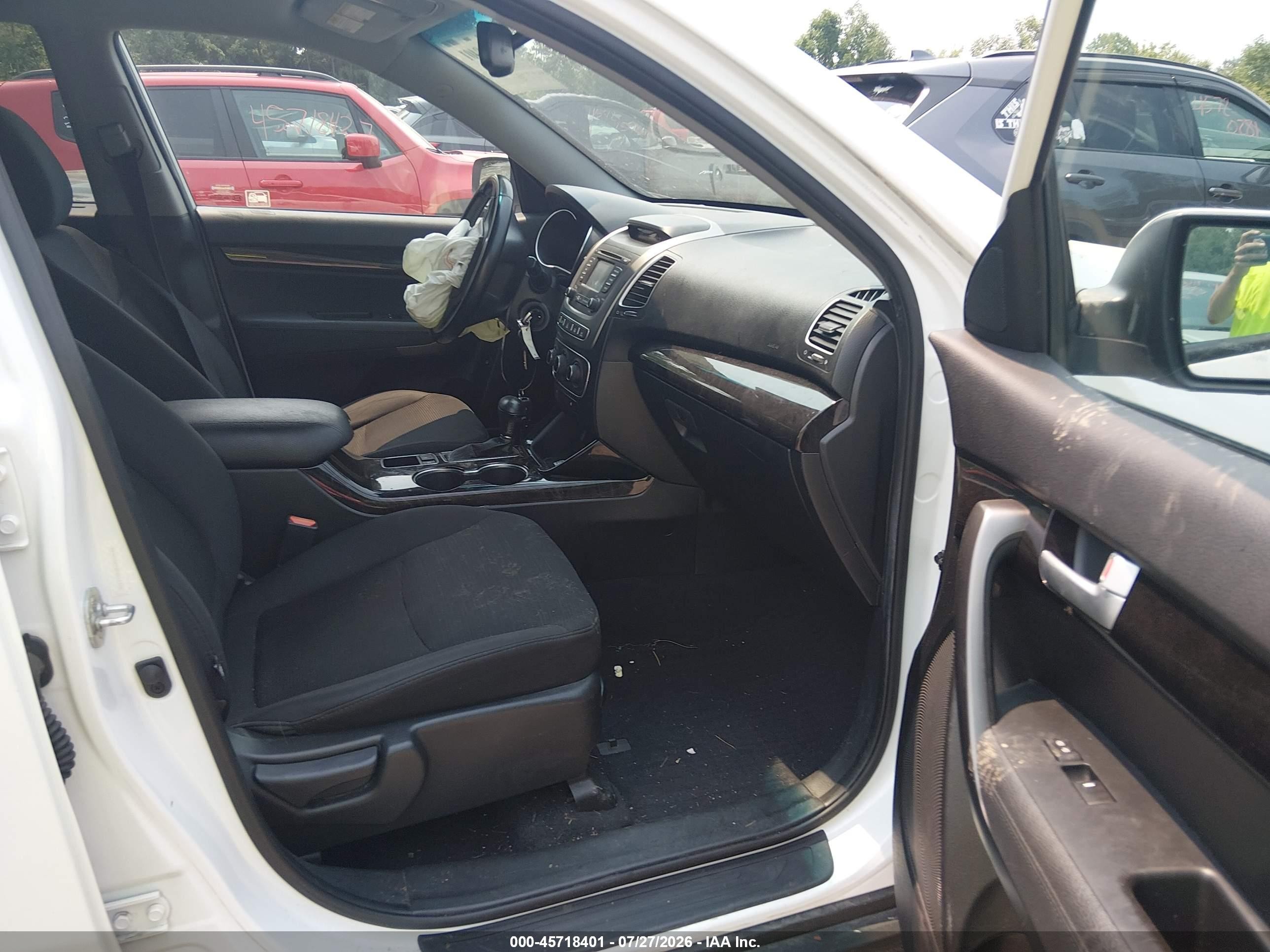2015 Kia Sorento Lx V6 Белый vin: 5XYKTDA72FG611542
