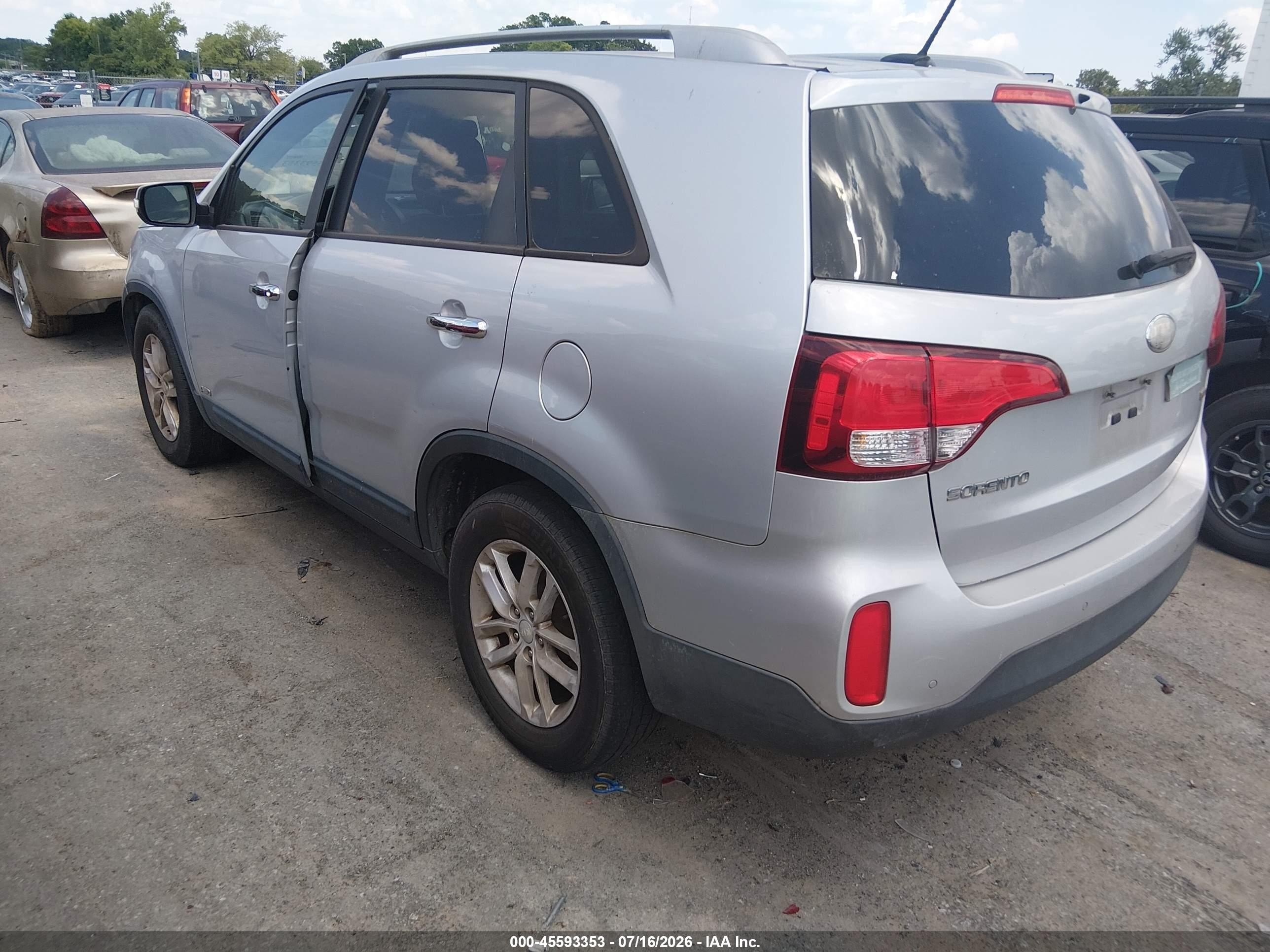 2014 Kia Sorento Lx V6 Silver vin: 5XYKTDA73EG470351