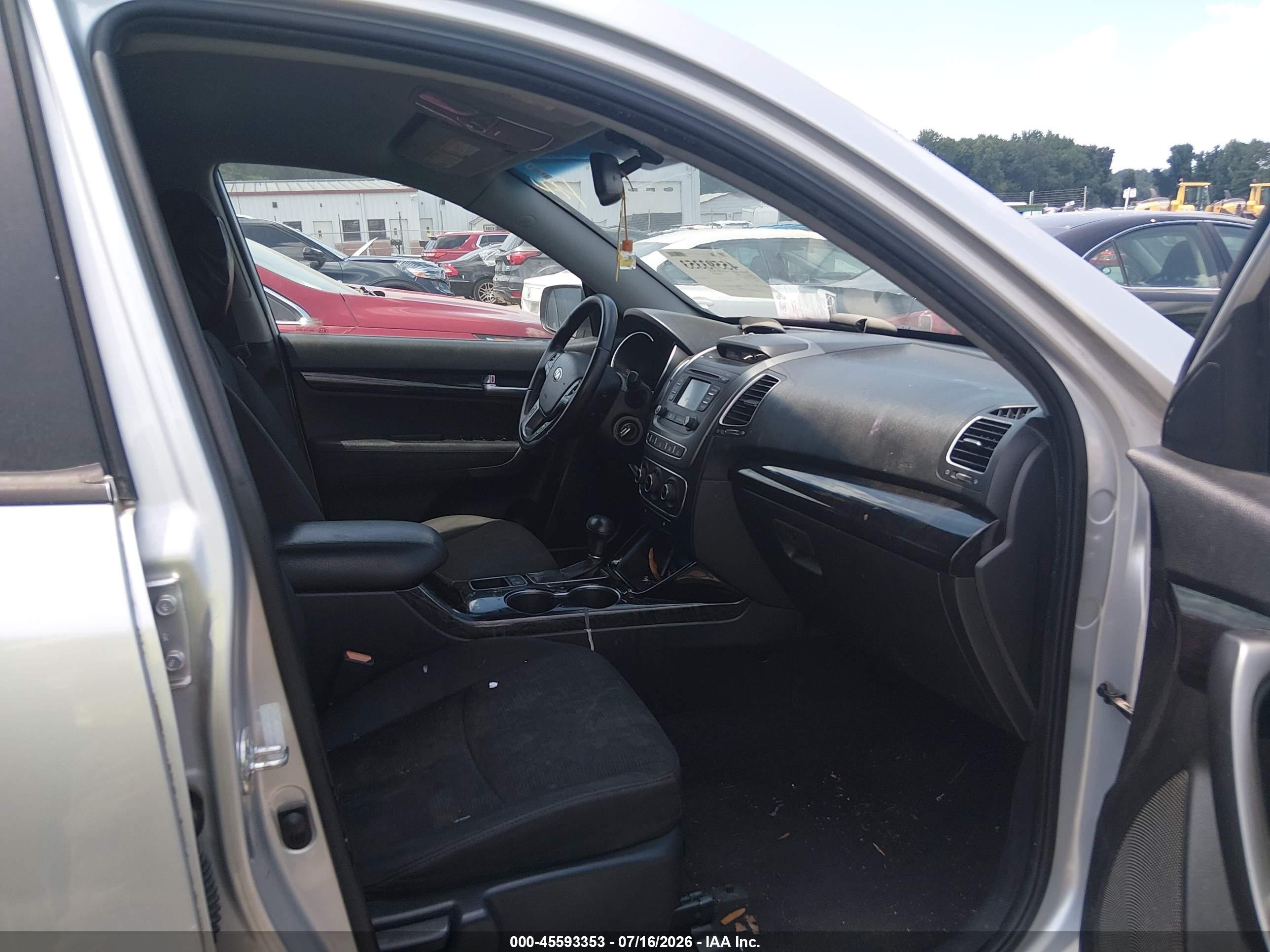 2014 Kia Sorento Lx V6 Silver vin: 5XYKTDA73EG470351
