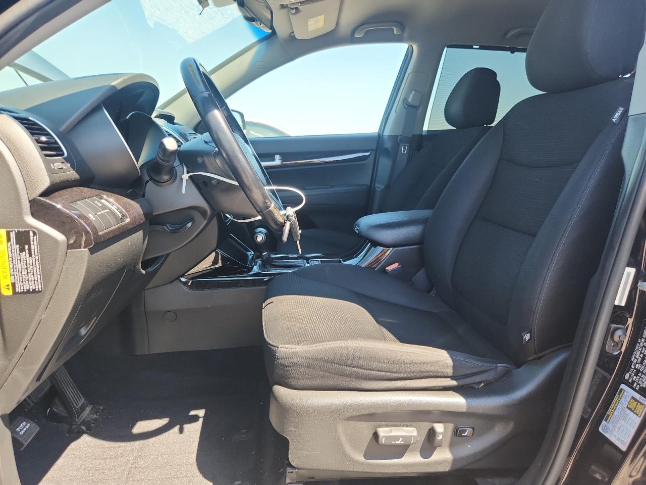 2015 Kia Sorento Lx Черный vin: 5XYKTDA73FG601098