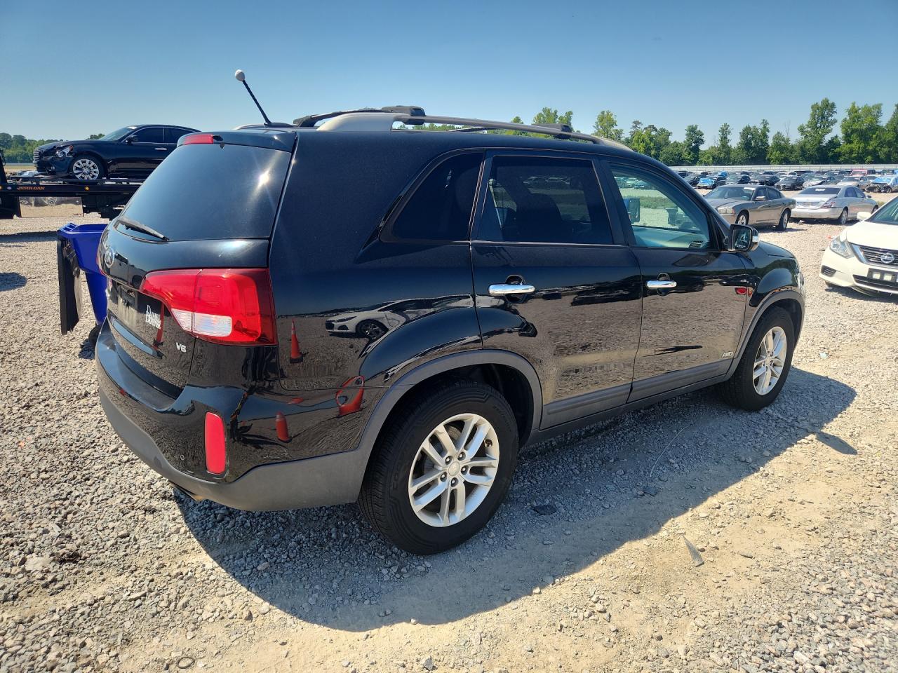 2015 Kia Sorento Lx Черный vin: 5XYKTDA73FG601098