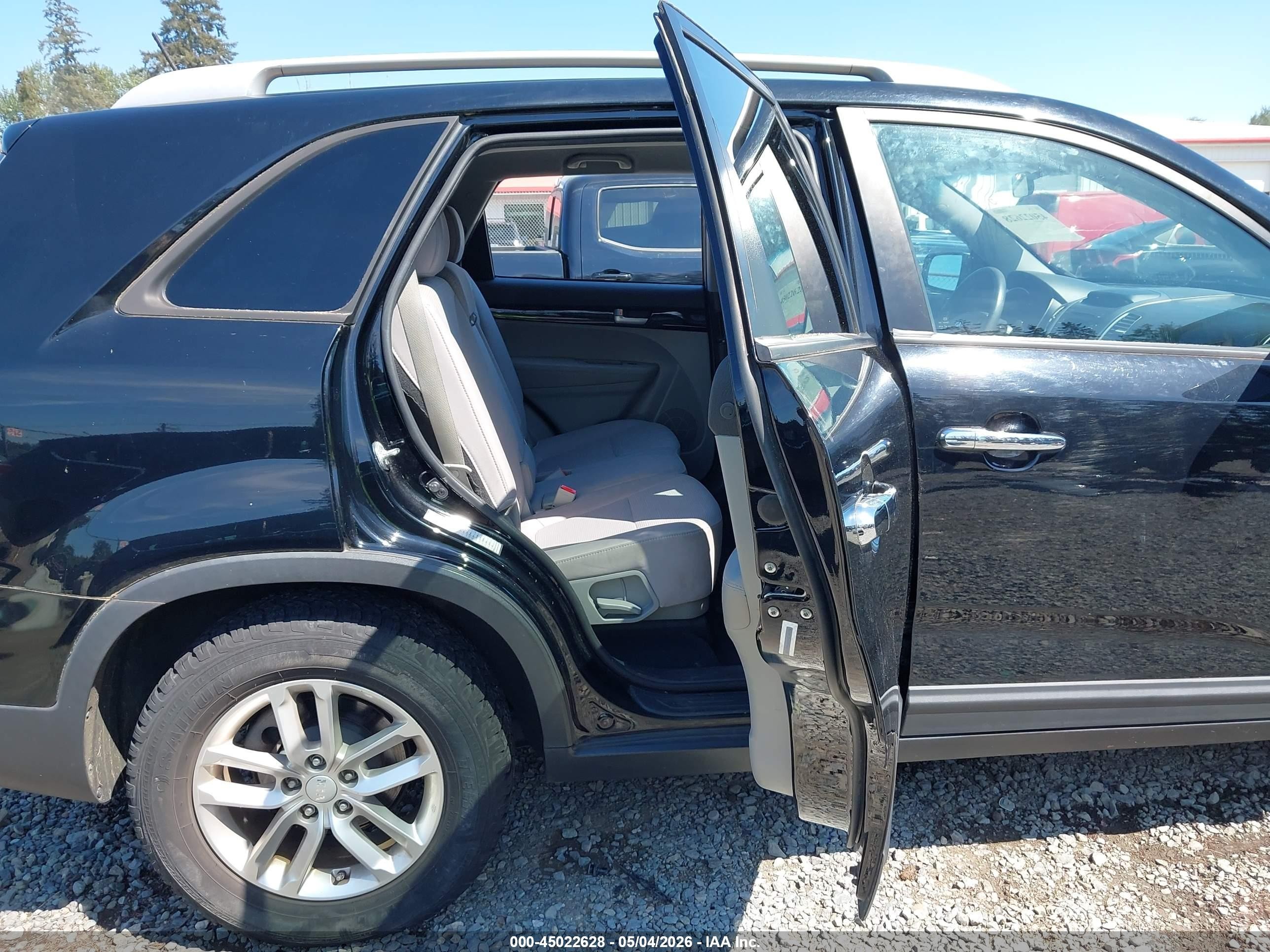 2015 Kia Sorento Lx V6 Black vin: 5XYKTDA74FG601109