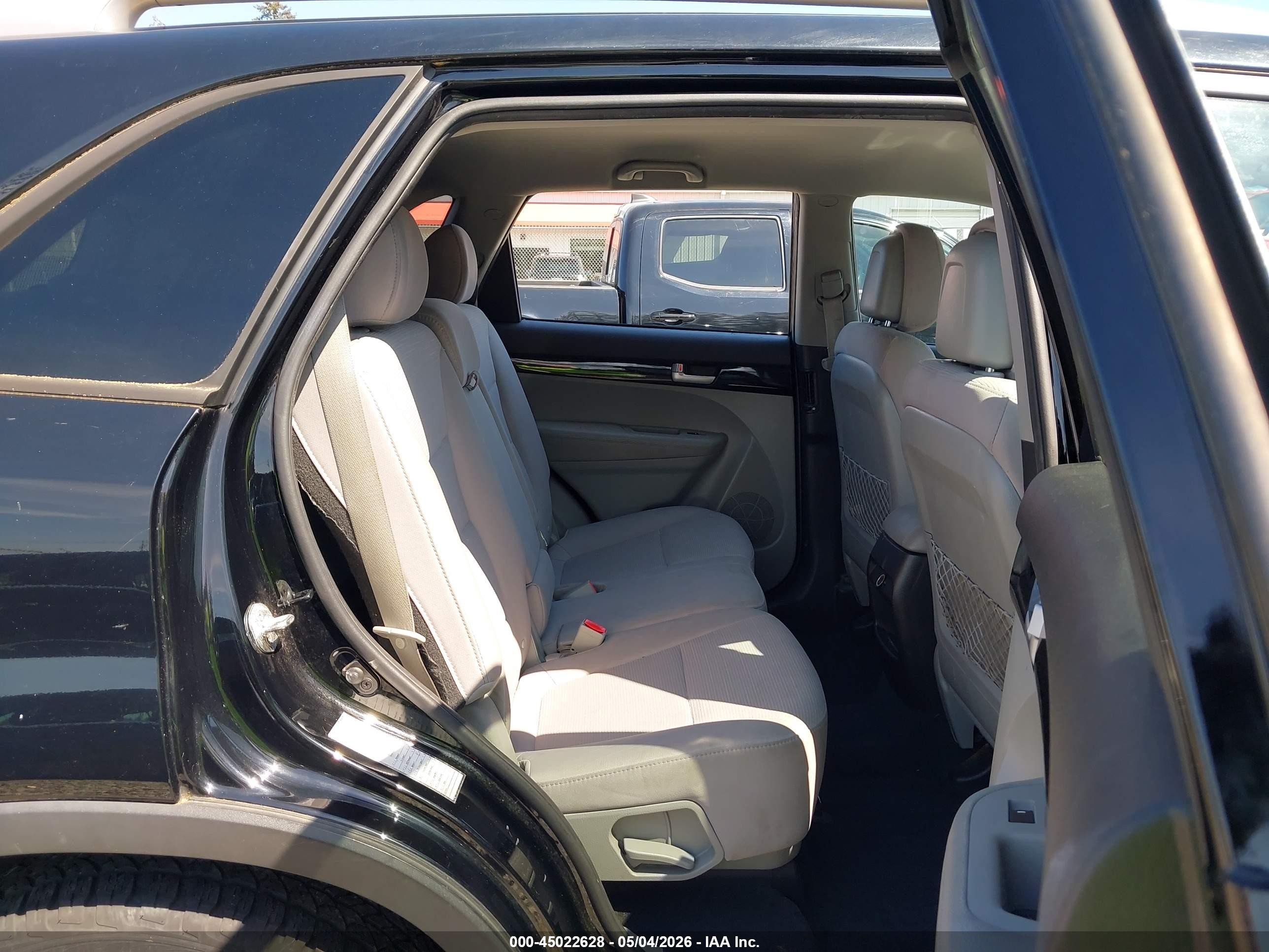 2015 Kia Sorento Lx V6 Black vin: 5XYKTDA74FG601109