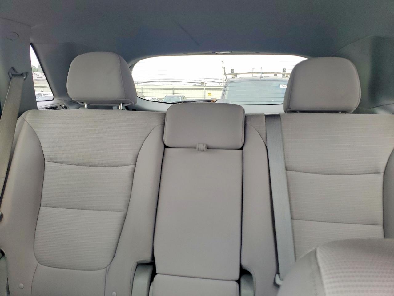 2015 Kia Sorento Lx Silver vin: 5XYKTDA75FG599080