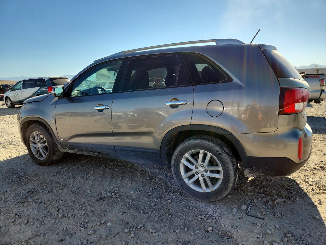2014 Kia Sorento Lx Желто-коричневый vin: 5XYKTDA76EG468626