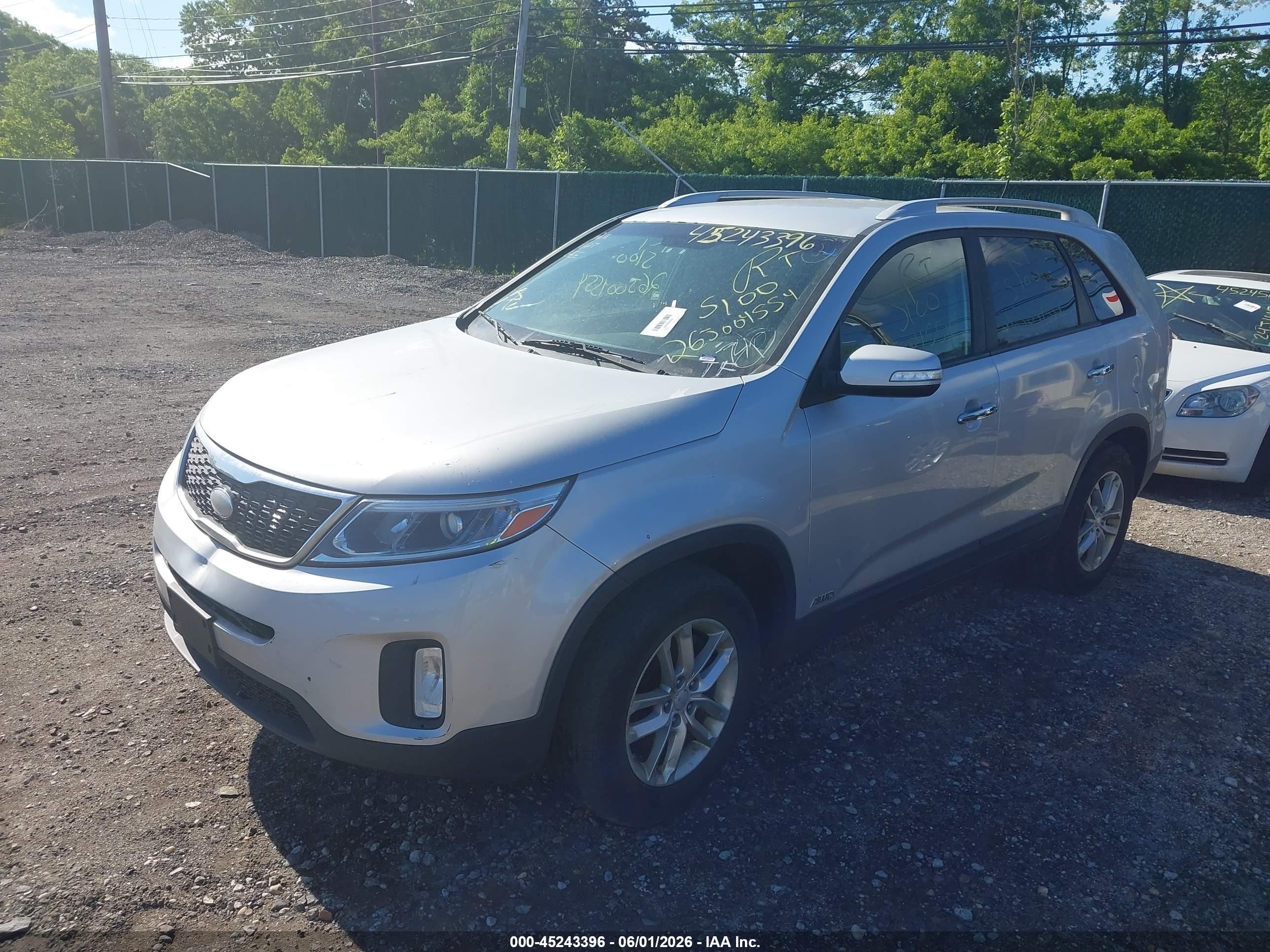 2014 Kia Sorento Lx V6 Серебряный vin: 5XYKTDA76EG535242