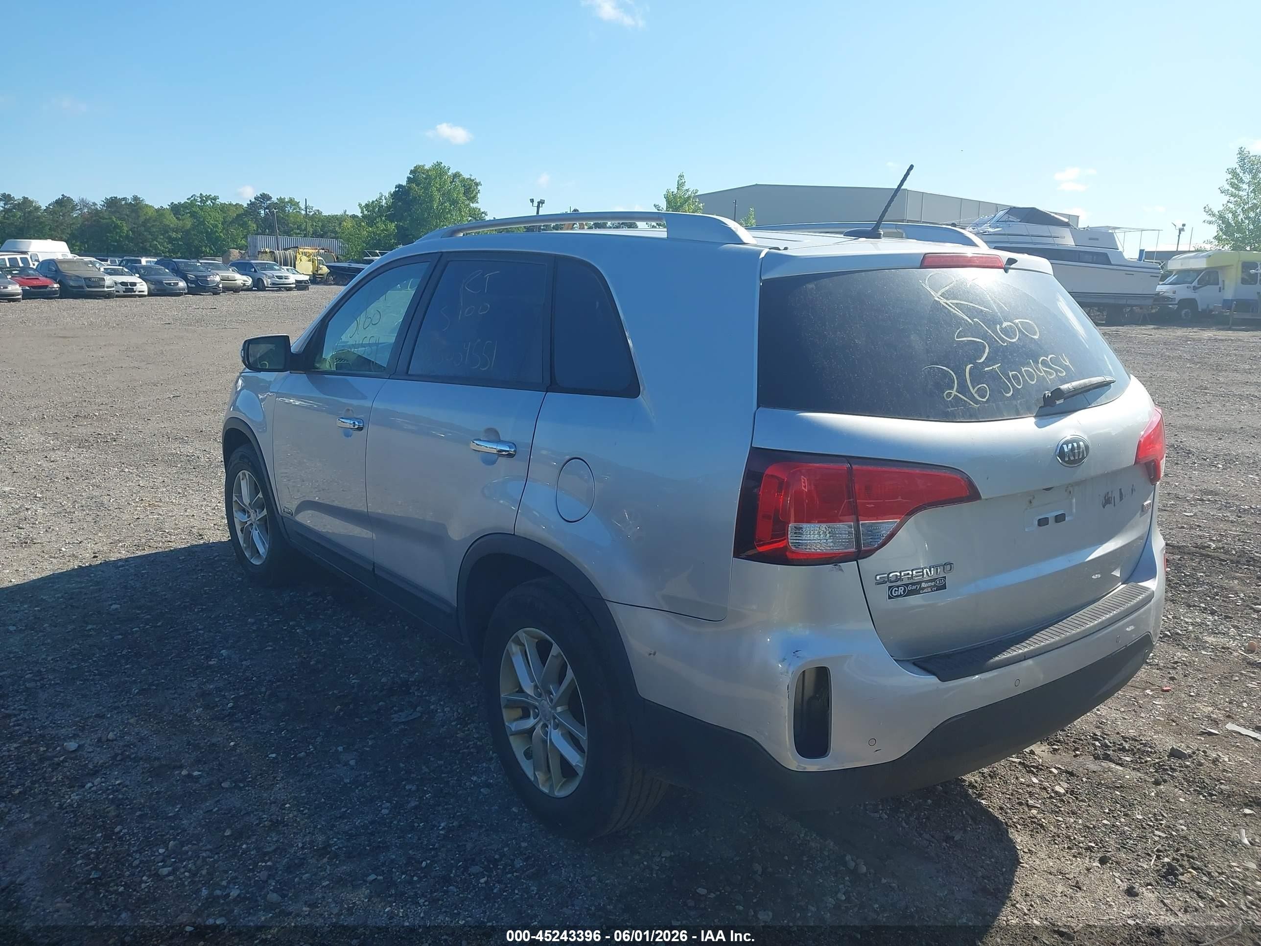 2014 Kia Sorento Lx V6 Серебряный vin: 5XYKTDA76EG535242