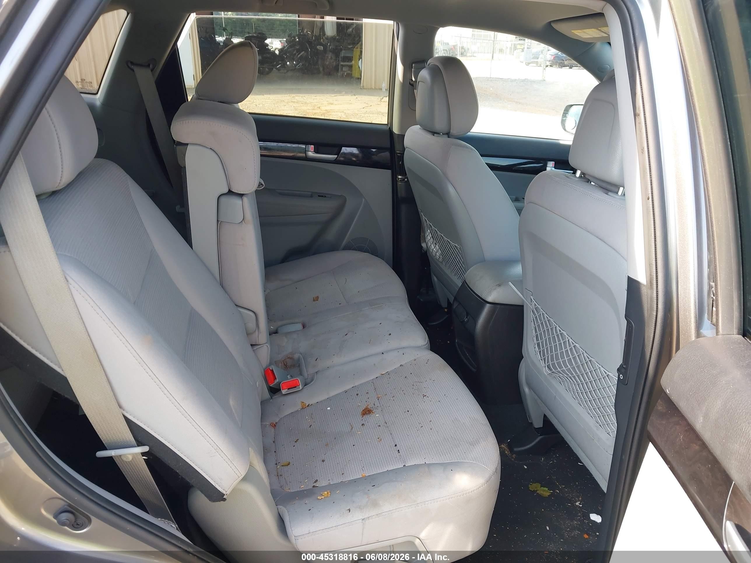 2015 Kia Sorento Lx V6 Gray vin: 5XYKTDA77FG608006