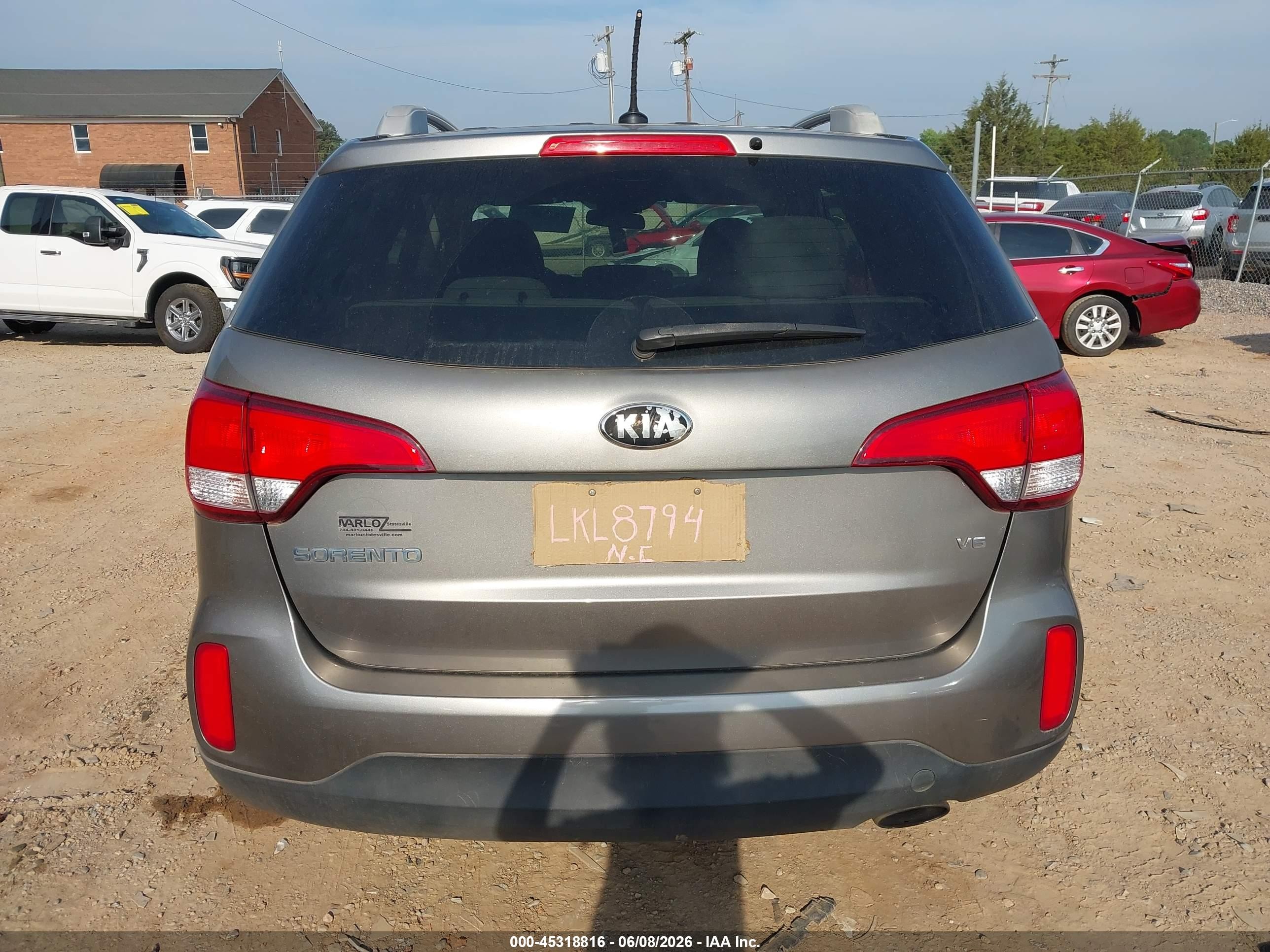 2015 Kia Sorento Lx V6 Gray vin: 5XYKTDA77FG608006