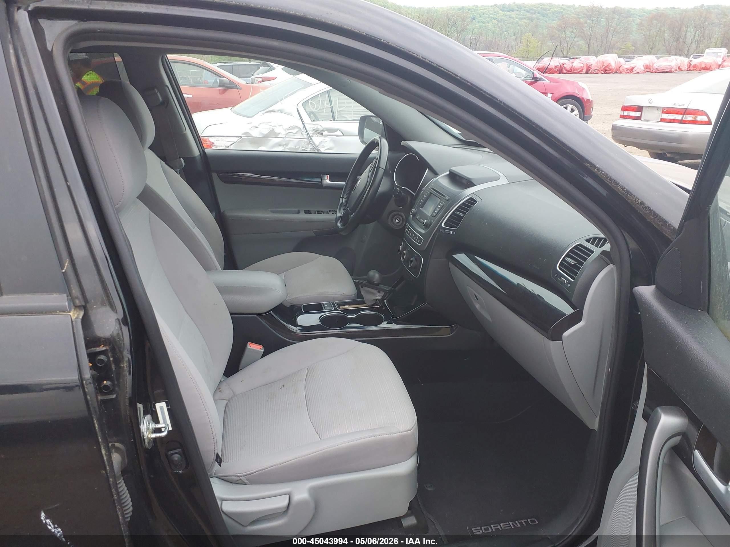 2015 Kia Sorento Lx V6 Темно-бордовый vin: 5XYKTDA77FG611391