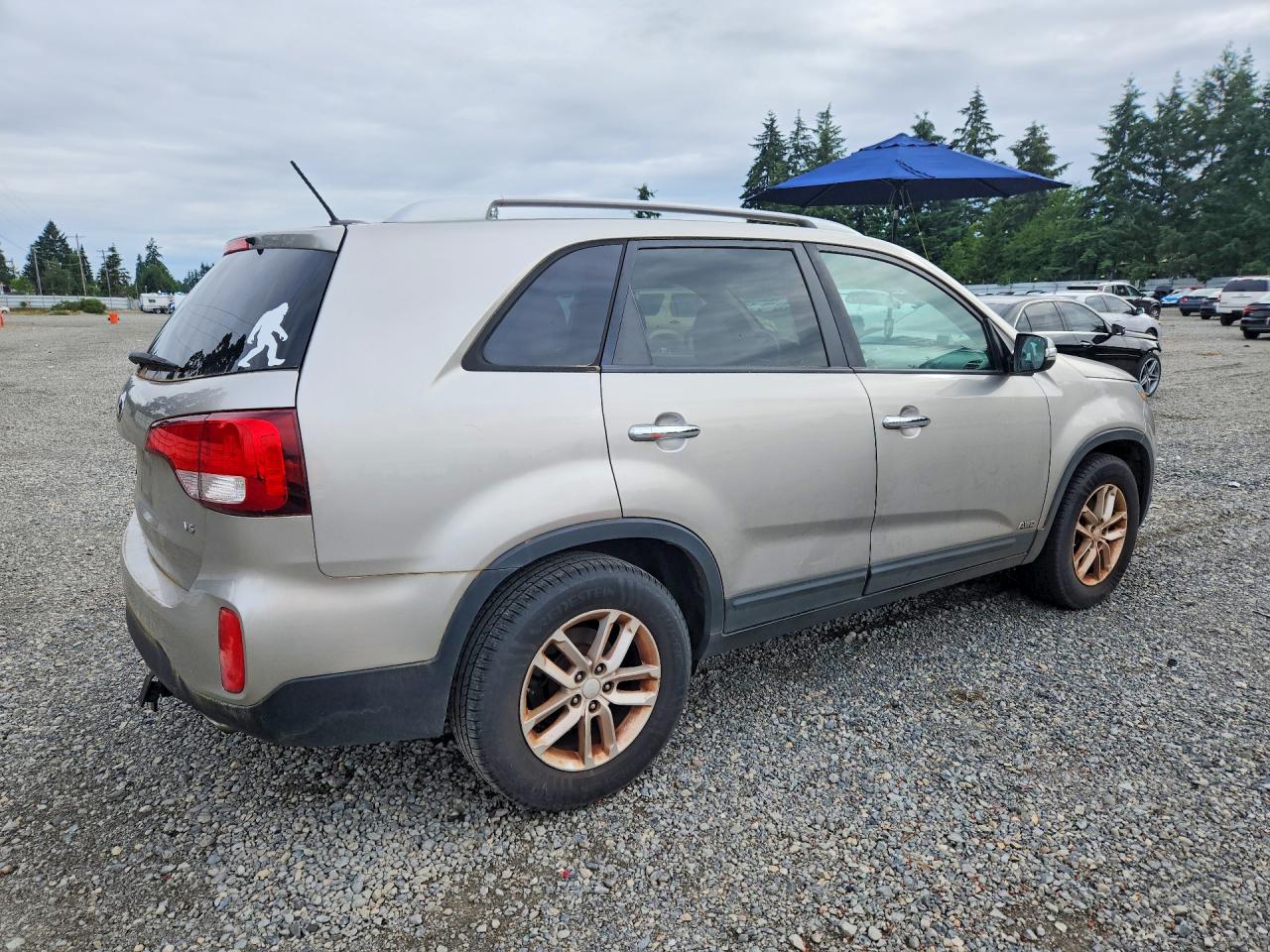 2015 Kia Sorento Lx Серебряный vin: 5XYKTDA77FG653771