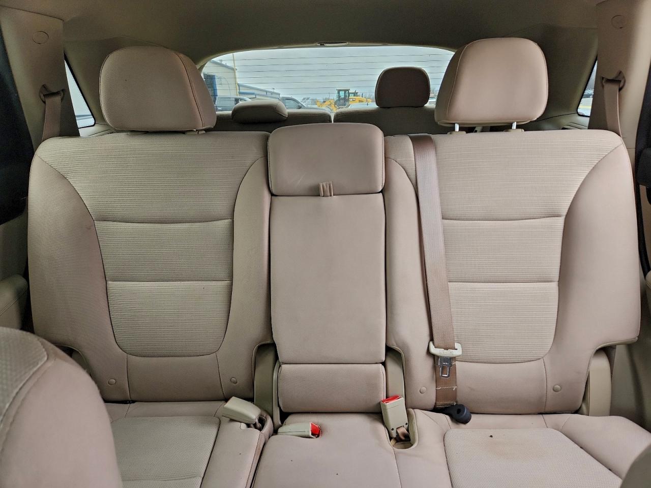 2014 Kia Sorento Lx Серебряный vin: 5XYKTDA78EG542659
