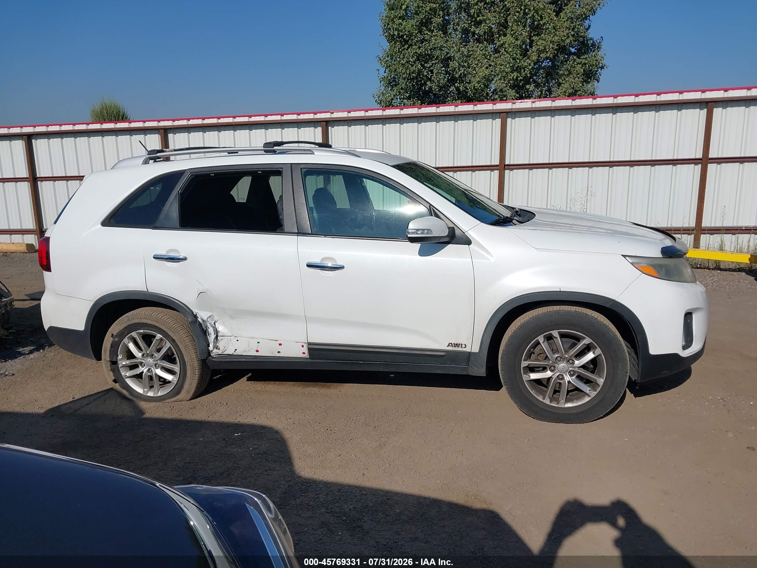 2014 Kia Sorento Lx V6 White vin: 5XYKTDA79EG524185