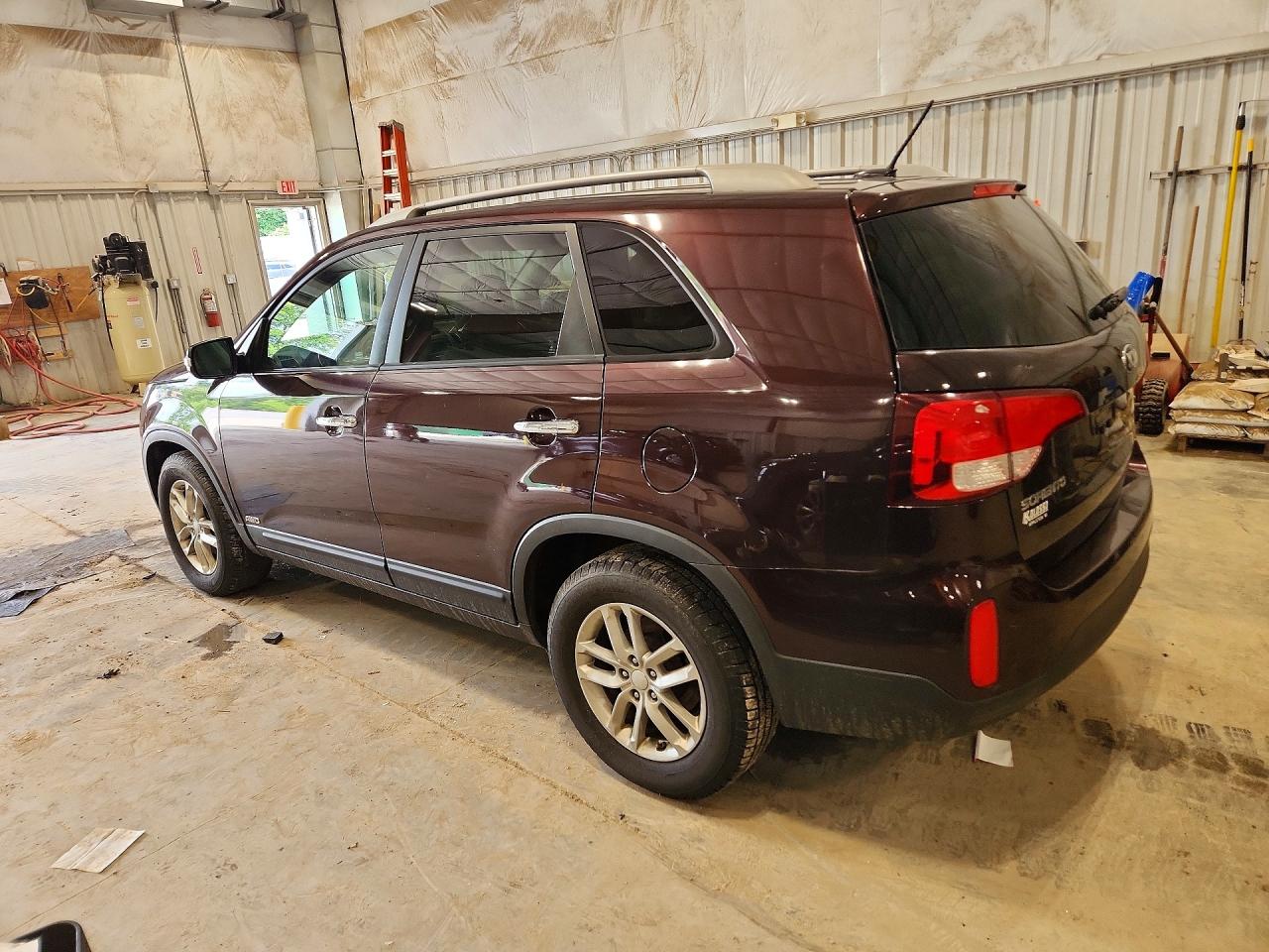 2015 Kia Sorento Lx Burgundy vin: 5XYKTDA79FG605544