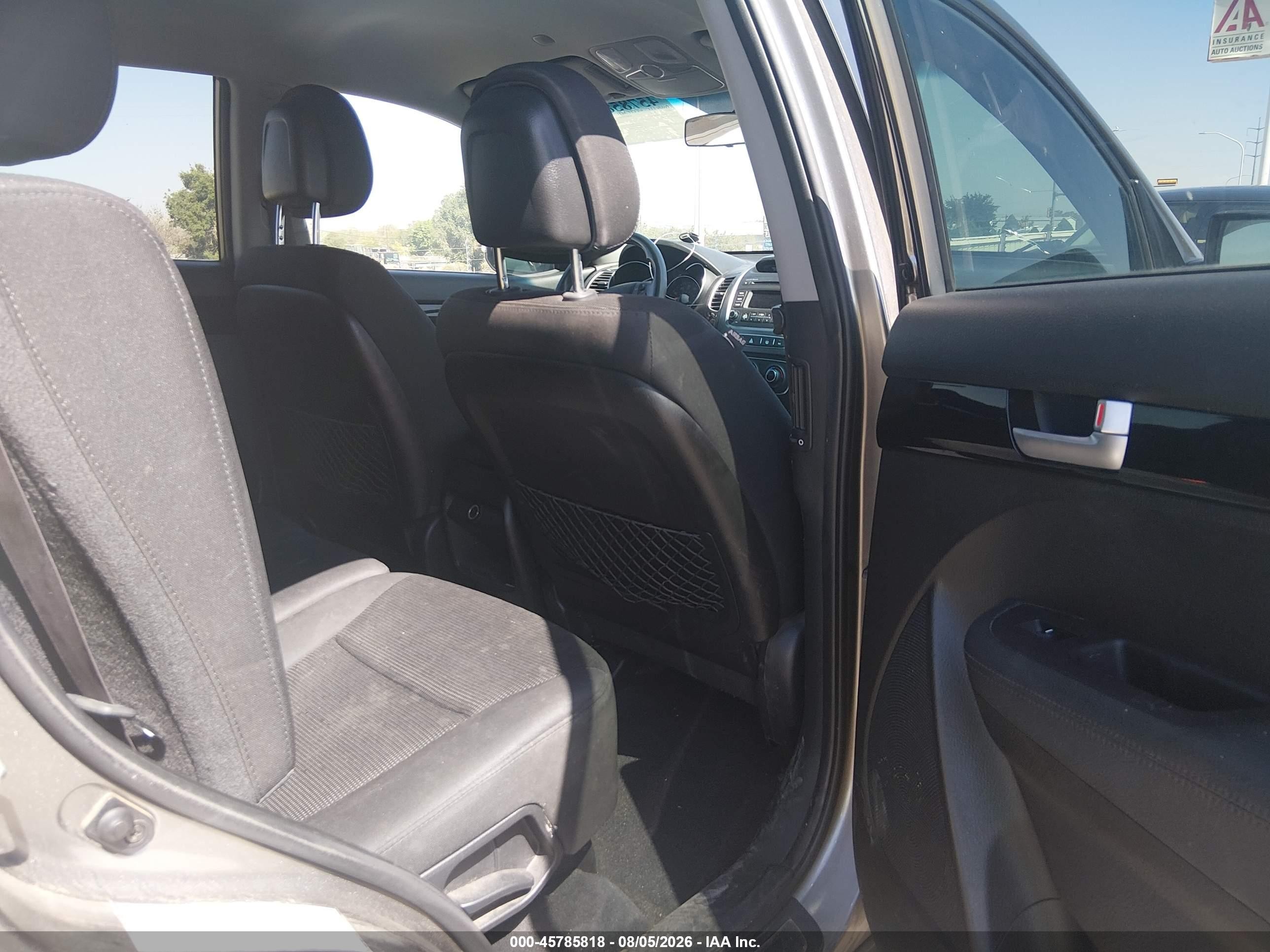 2015 Kia Sorento Lx V6 Silver vin: 5XYKTDA79FG649625