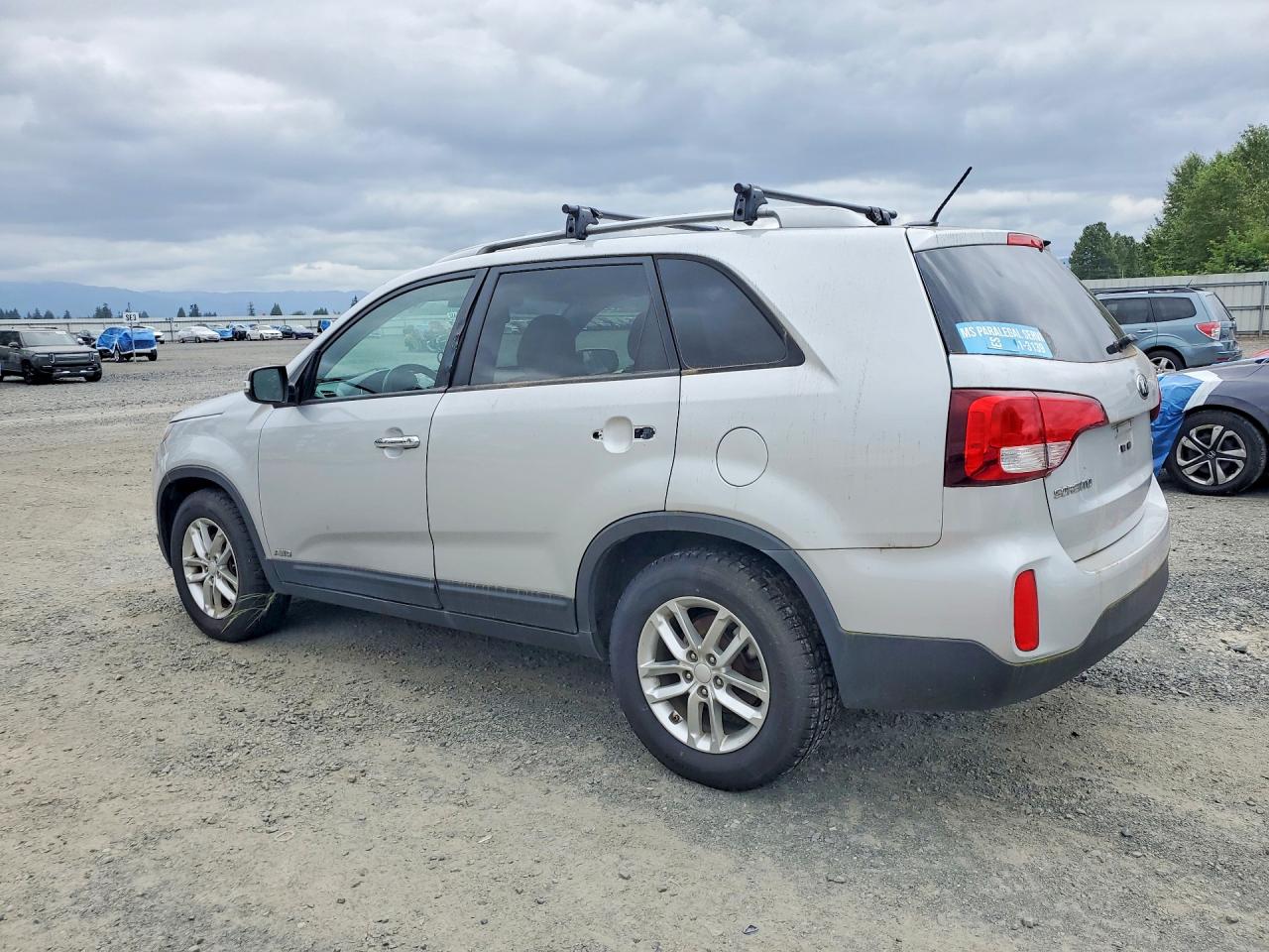 2015 Kia Sorento Lx Silver vin: 5XYKTDA7XFG580010