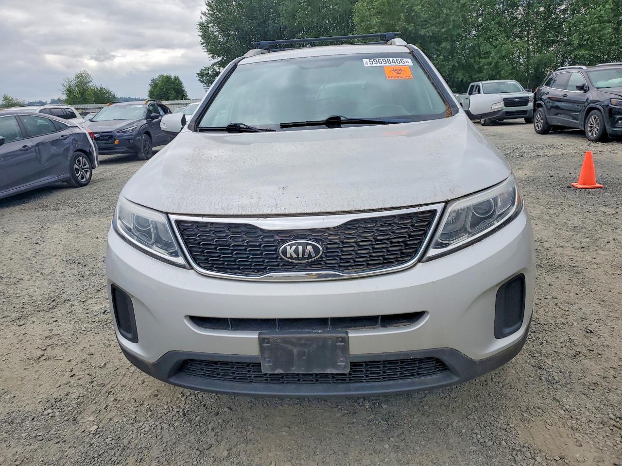 2015 Kia Sorento Lx Silver vin: 5XYKTDA7XFG580010