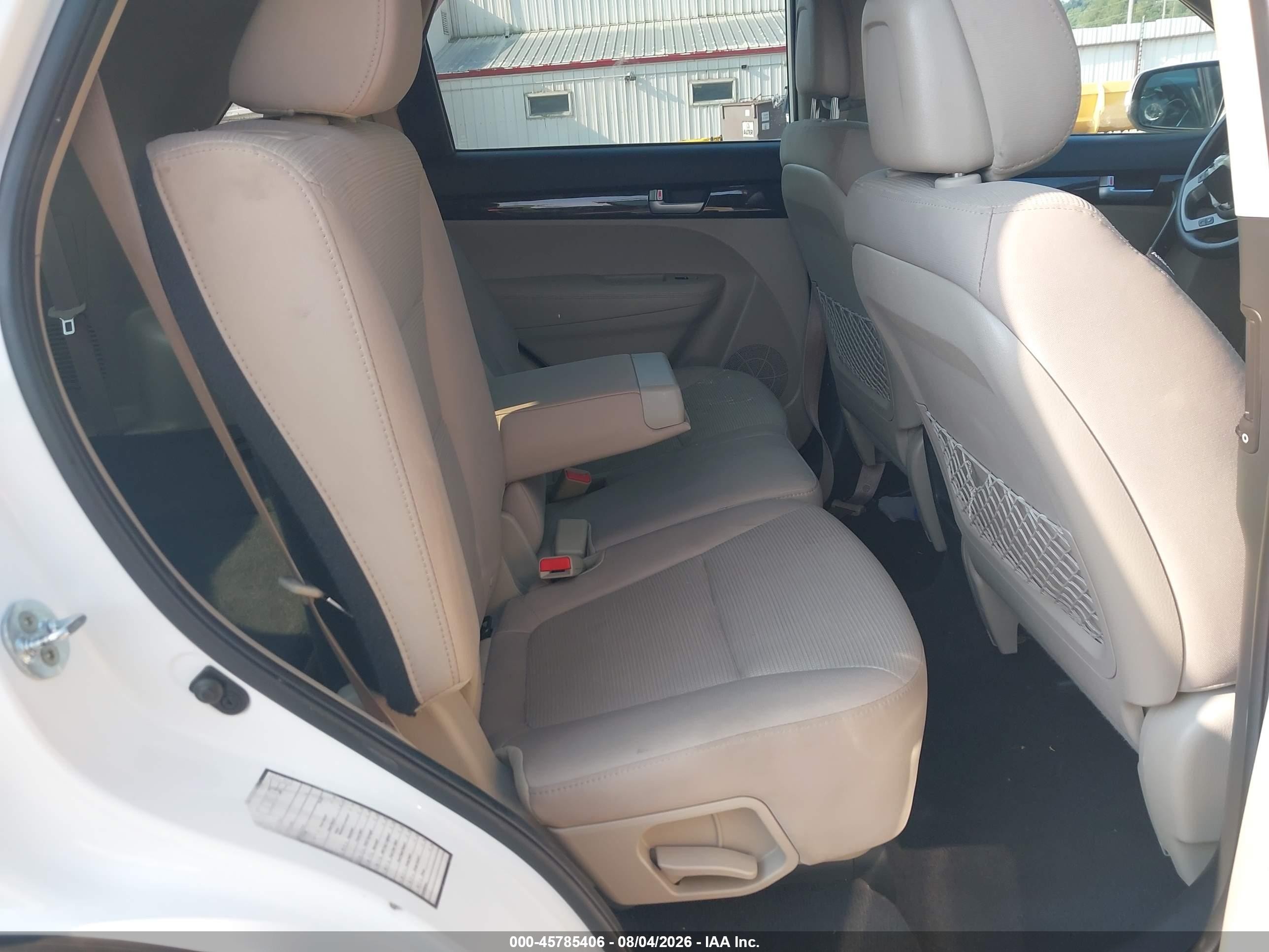 2015 Kia Sorento Lx White vin: 5XYKTDA7XFG603009