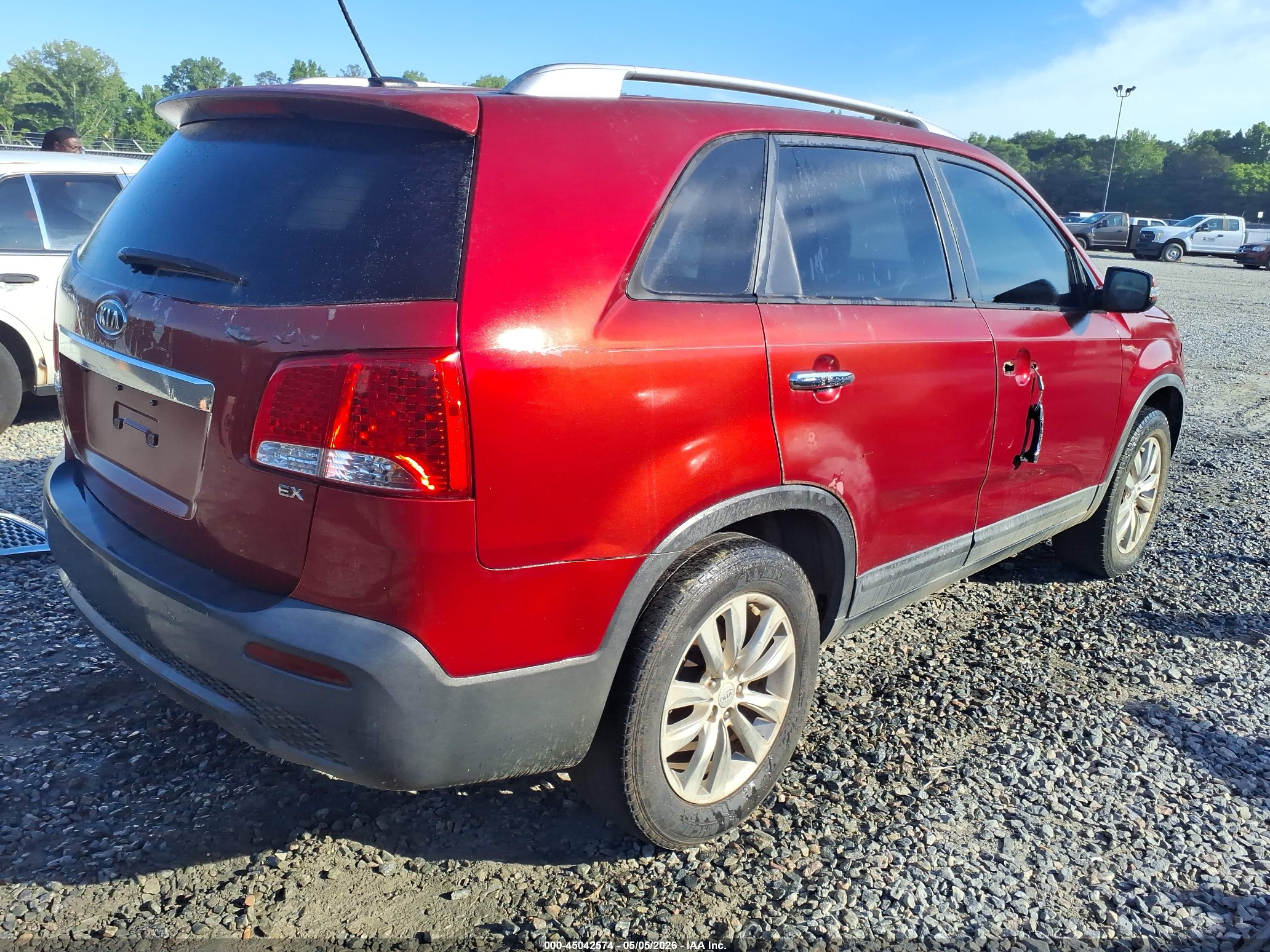 2011 Kia Sorento Ex Red vin: 5XYKU3A14BG026359