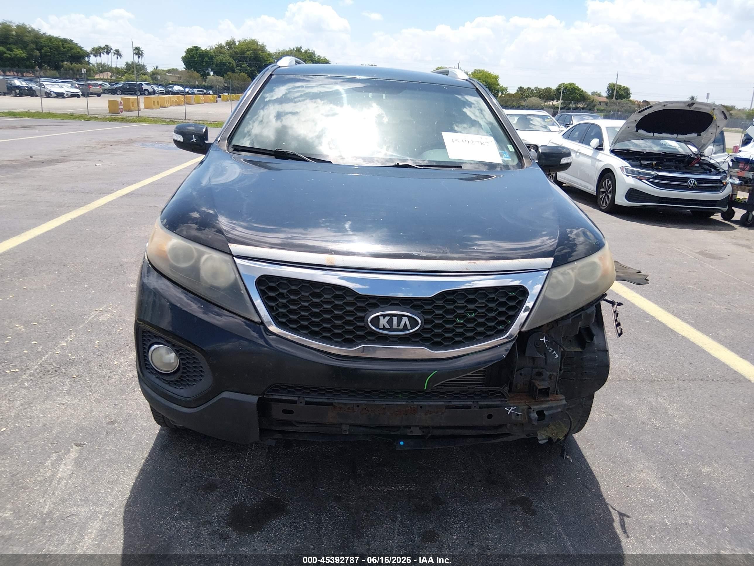 2011 Kia Sorento Ex Черный vin: 5XYKU3A16BG007456
