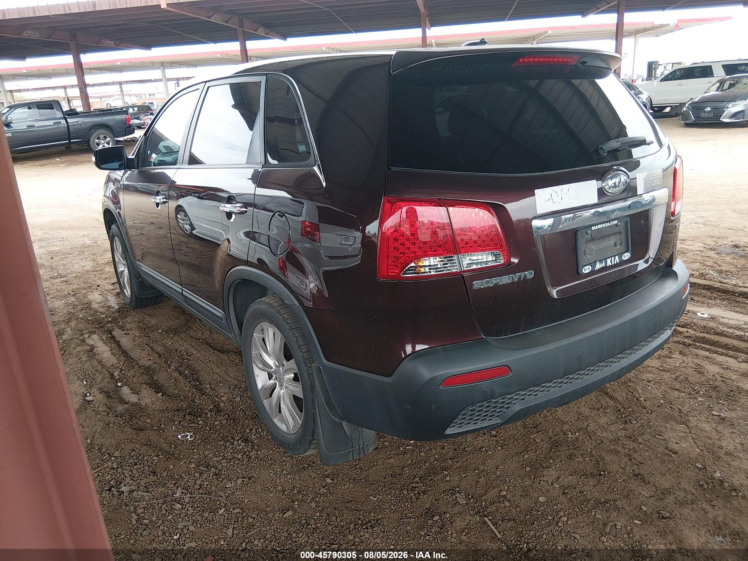 2011 Kia Sorento Ex Red vin: 5XYKU3A17BG017980
