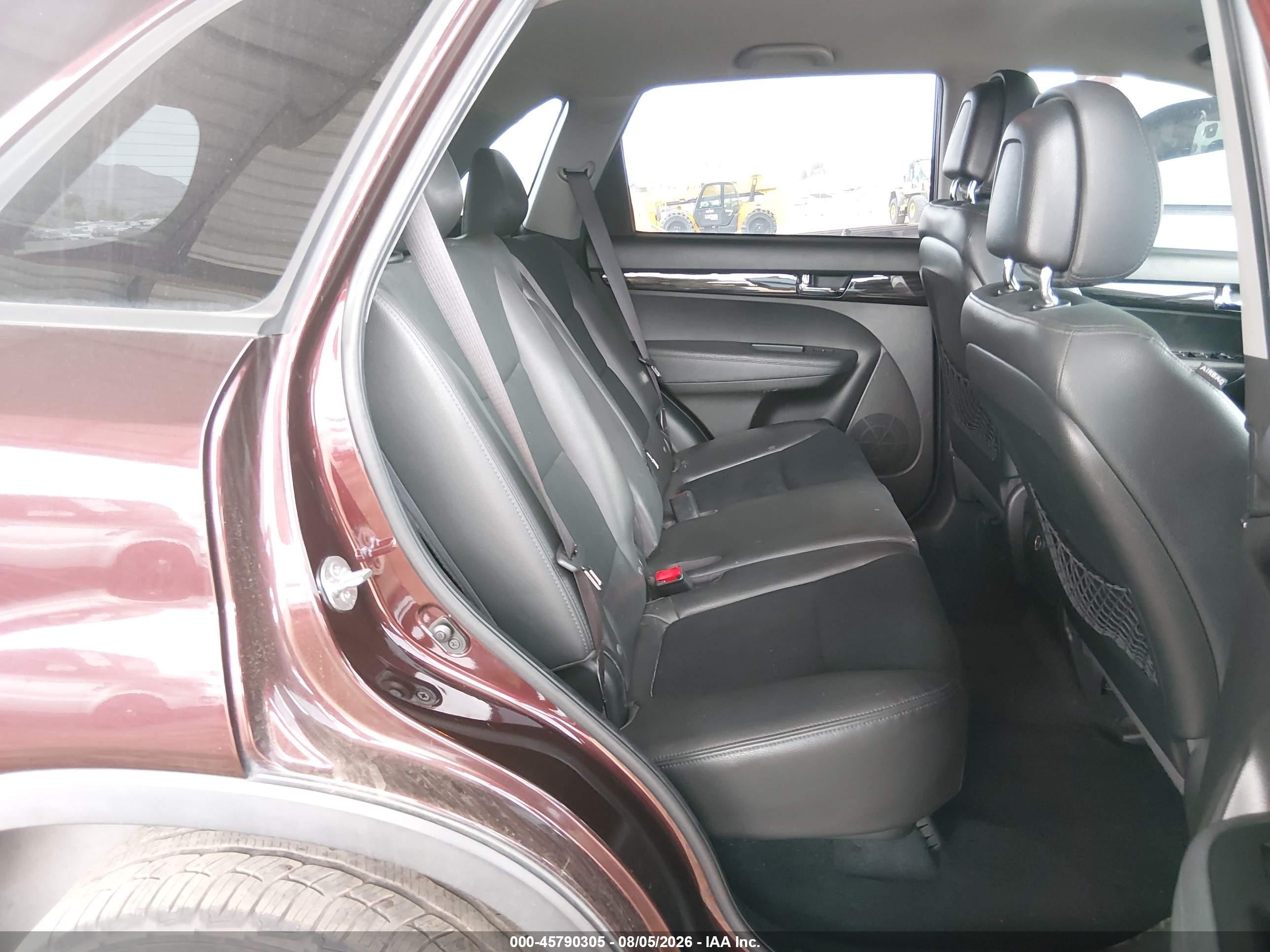 2011 Kia Sorento Ex Red vin: 5XYKU3A17BG017980