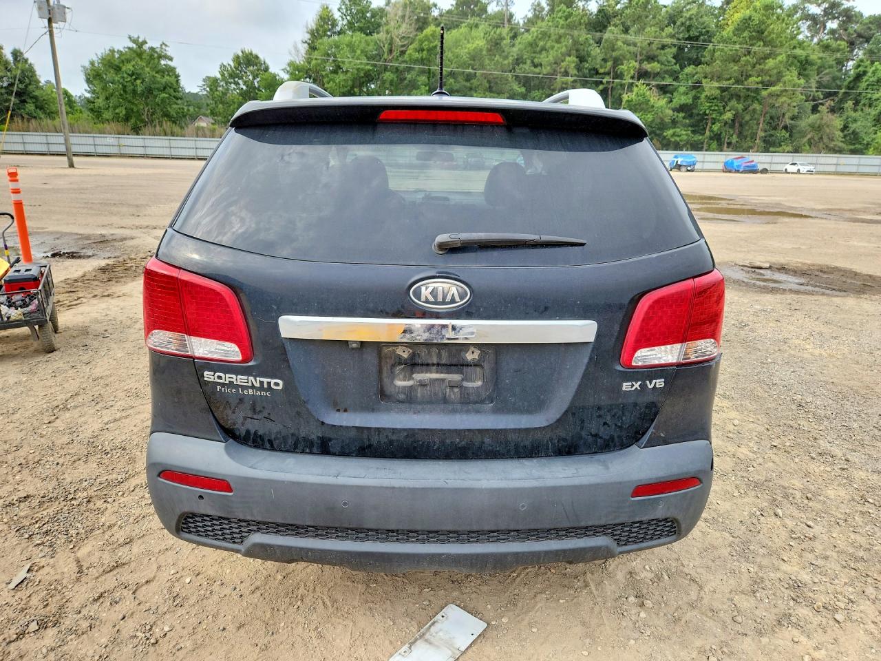 2013 Kia Sorento Ex Black vin: 5XYKU3A24DG317987