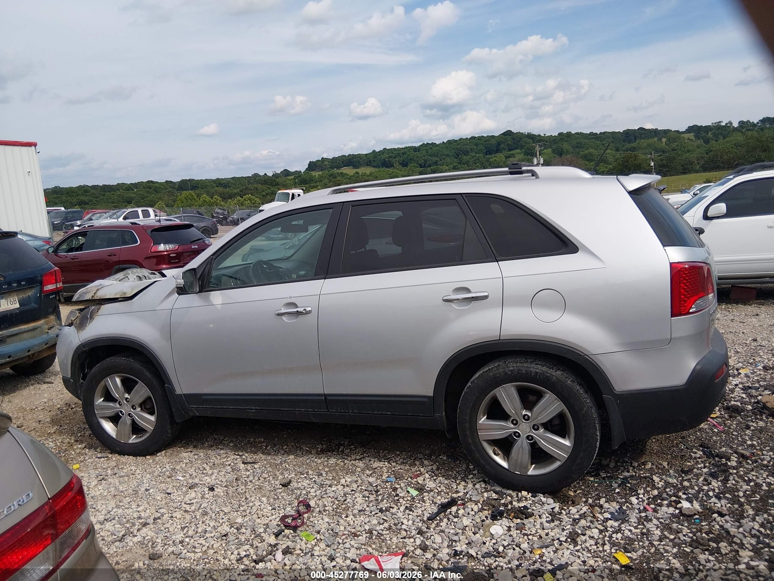 2013 Kia Sorento Ex Silver vin: 5XYKU3A64DG370997