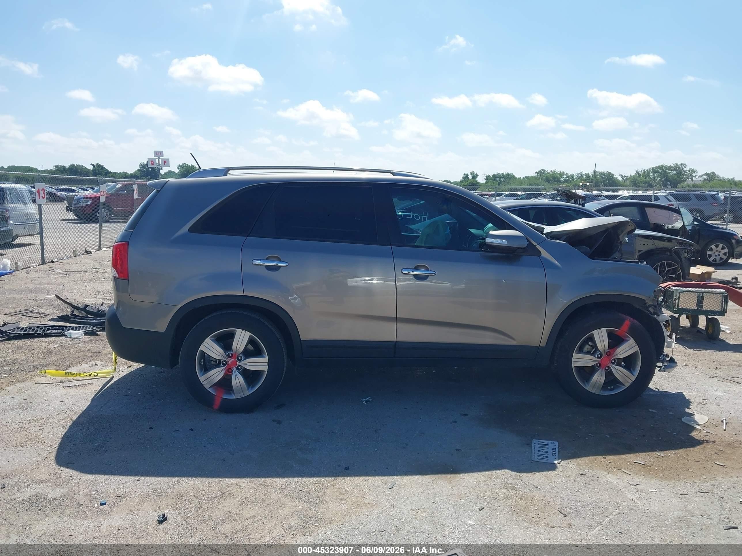 2012 Kia Sorento Ex Gray vin: 5XYKU3A65CG242606