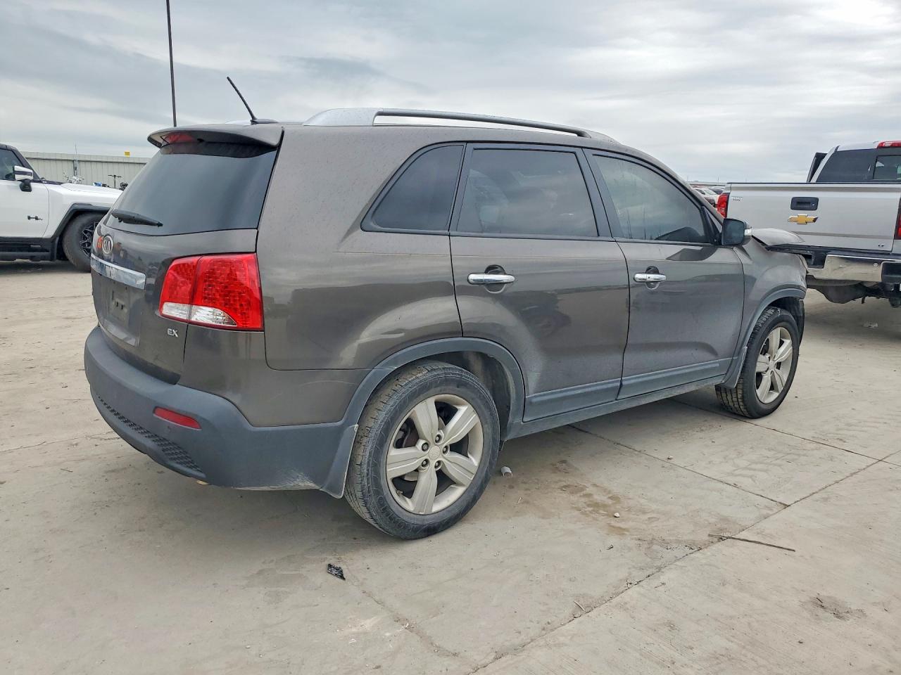 2013 Kia Sorento Ex Burn vin: 5XYKU3A65DG420886