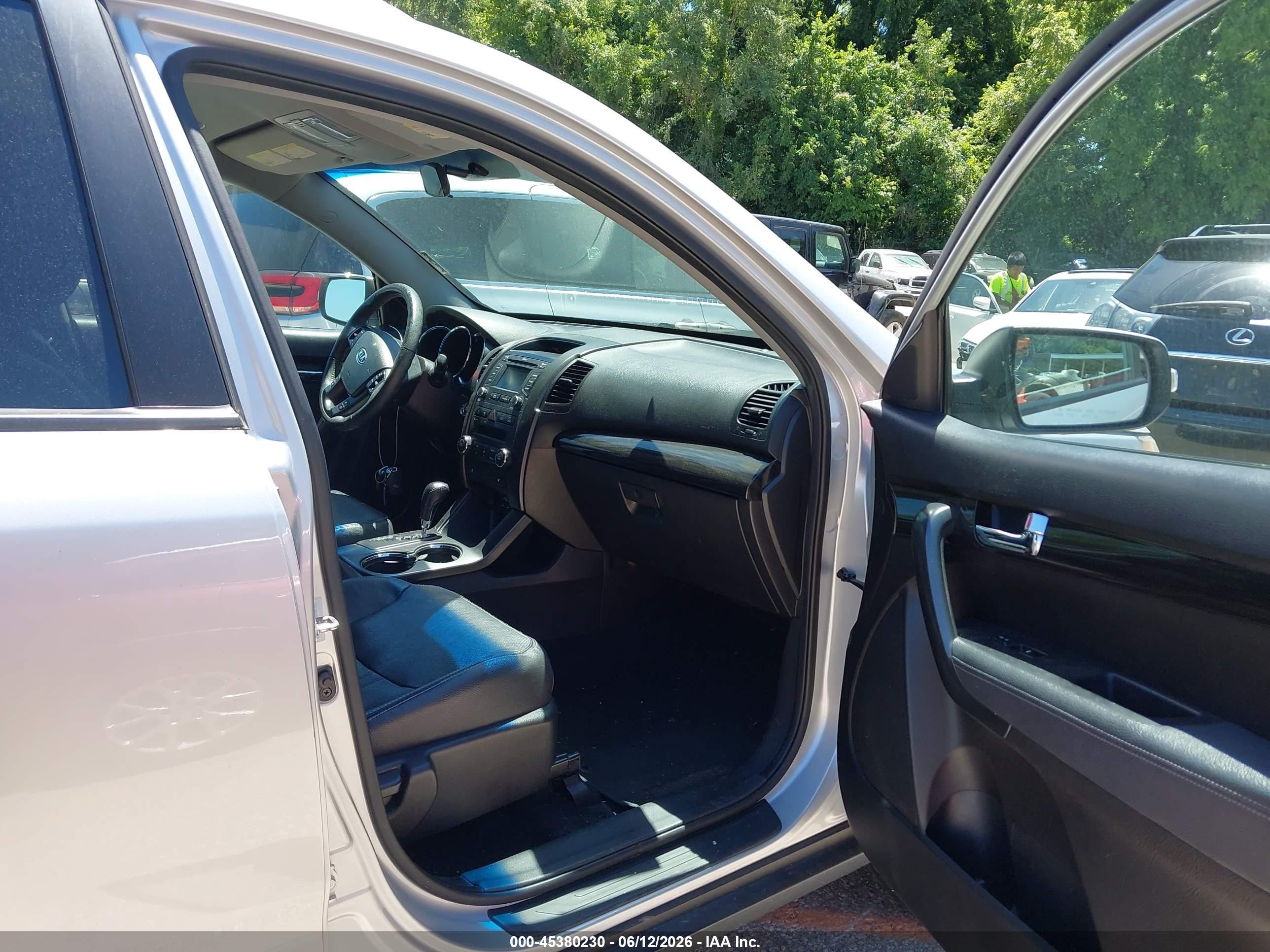 2013 Kia Sorento Ex Серый vin: 5XYKU3A68DG417562